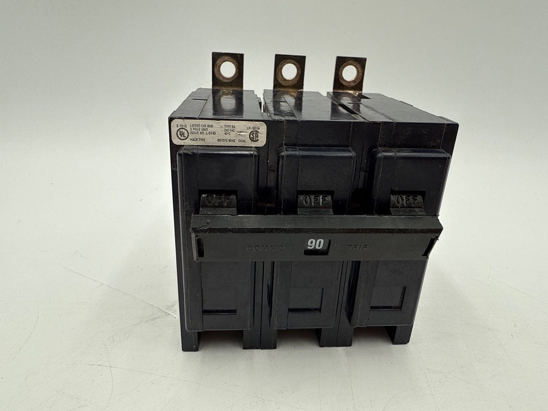 Eaton BAB3090H Circuit Breaker 90A 3P 240V BAB 90 Amp 3 Pole Bolt On 3PH BA390 Used