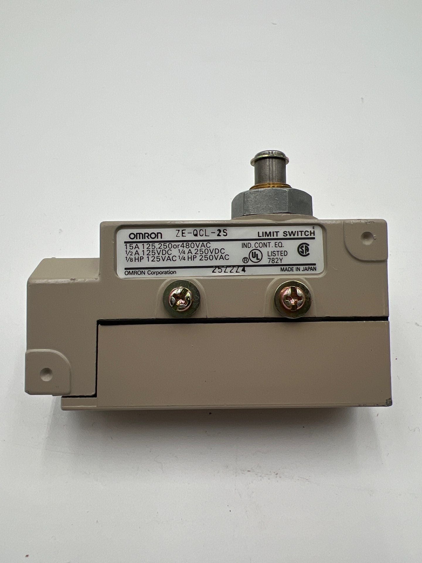 Omron ZE-QCL-2S Used