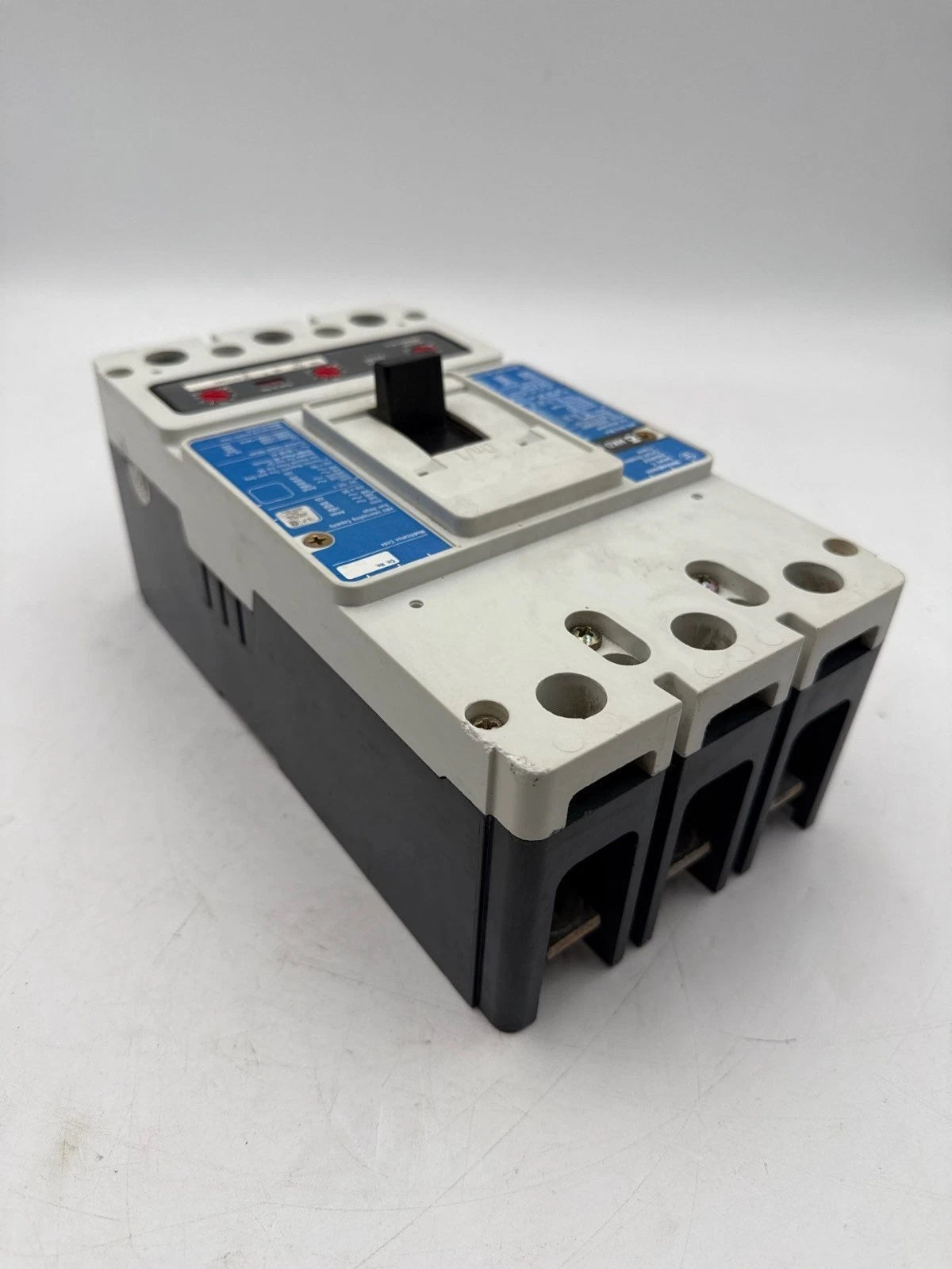 Westinghouse HKD3300 Circuit Breaker 300A 3P 600V 3PH HKD 65k 300 Amp 3 Pole Used