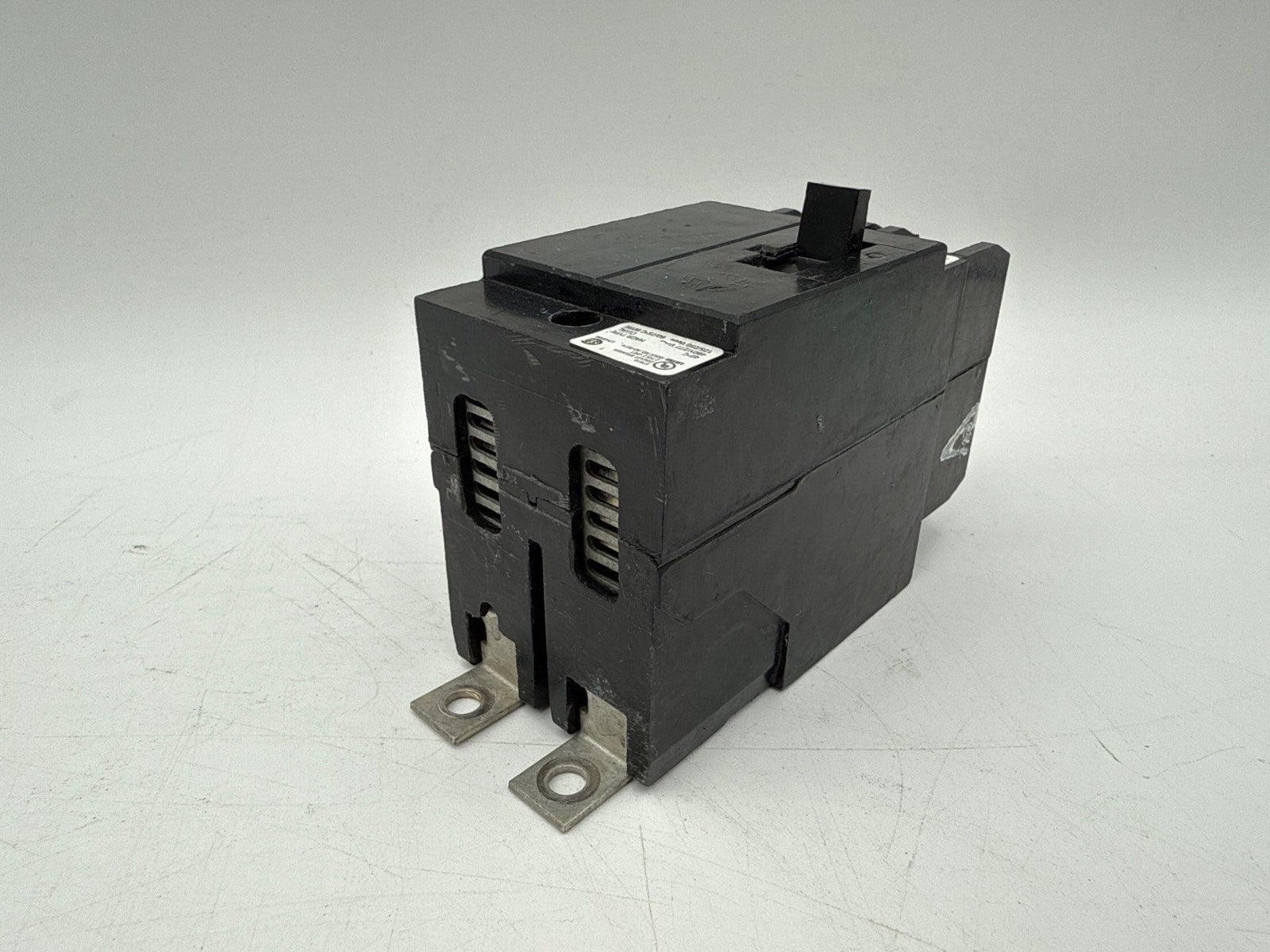 Eaton GHB2060 Bolt On Circuit Breaker 60A 277/480V 2P GHB 60 Amp 2 Pole Cutler Used