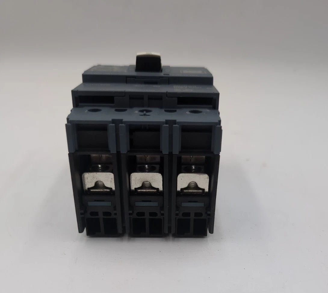 Siemens 3VA4140-6ED34-0AA0 Bolt On Circuit Breaker 40A 3P 480V 600Y/347Y 40 Amp New