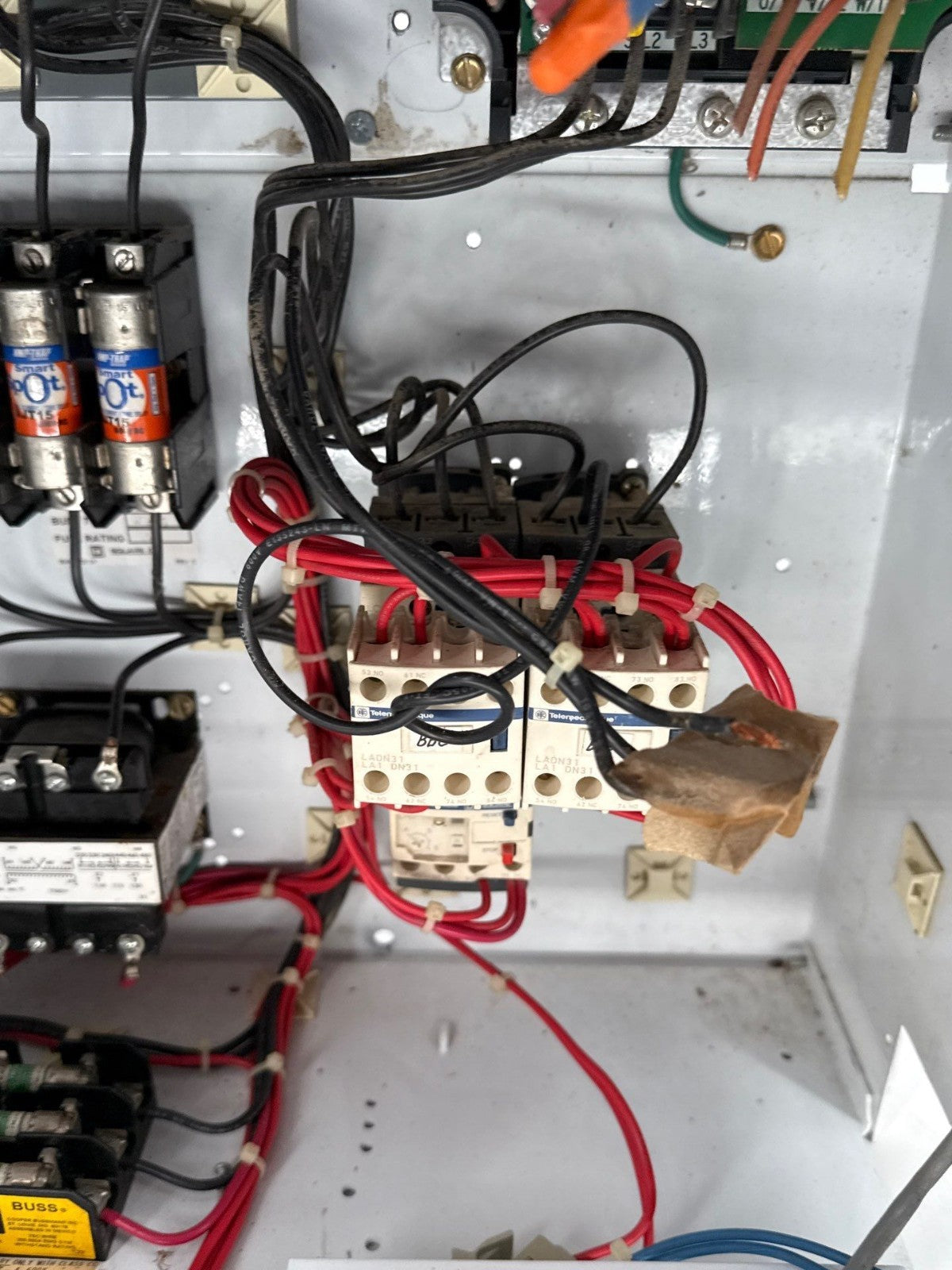 Square D Model 6 24" 15A Combo MCC Bucket FHP3601513M ATV71HU22N4 3HP Drive Used