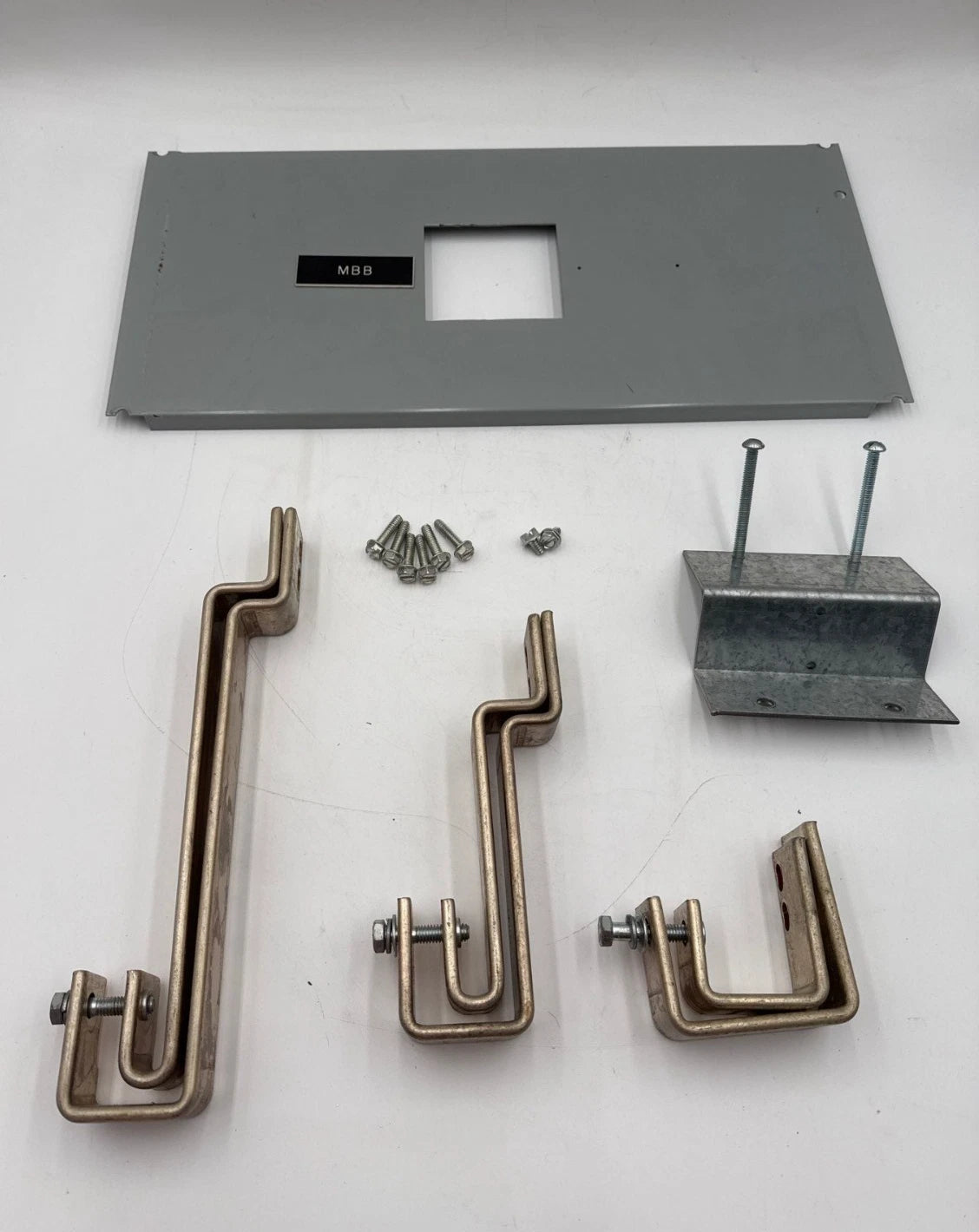 Siemens SJ1 Mounting Hardware 200-400A 600V 3P JD JXD LXD Frame Breaker 19" Used