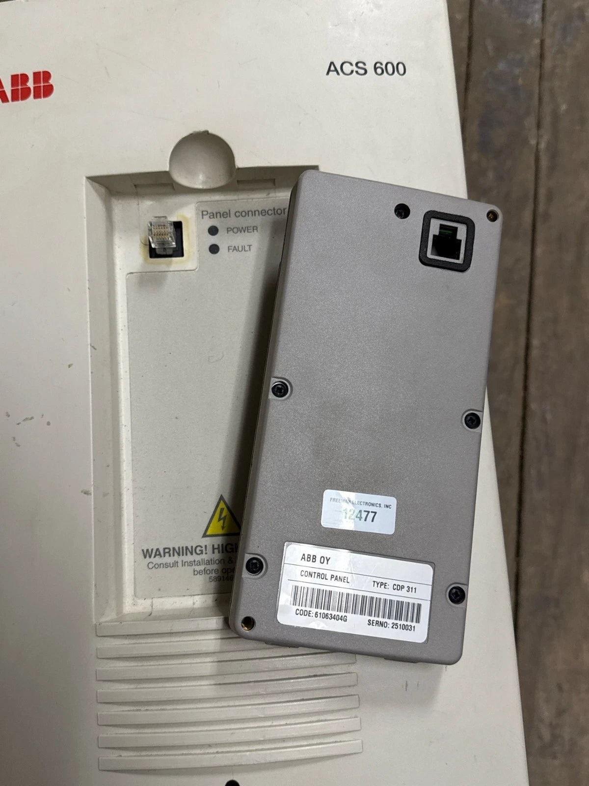 ABB ACS601-0006-4-000B1200800 Variable Freq Drive 5HP 380-500VAC 3PH 48-63Hz Used