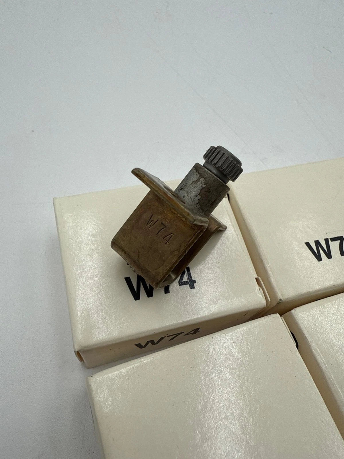 4PC Lot Allen Bradley W74 Thermal Overload Relay Heater Element Unit 60A W-74 New