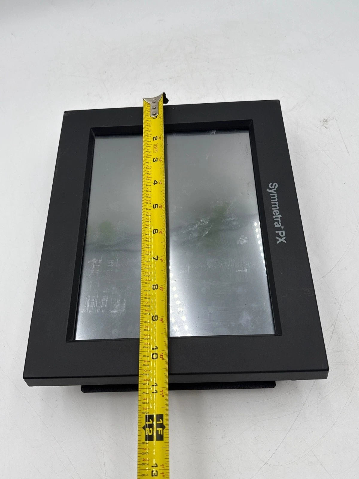 Symmetra PX 0N-9586SYPX 10in Operator Panel Touchscreen Display For UPS System Used