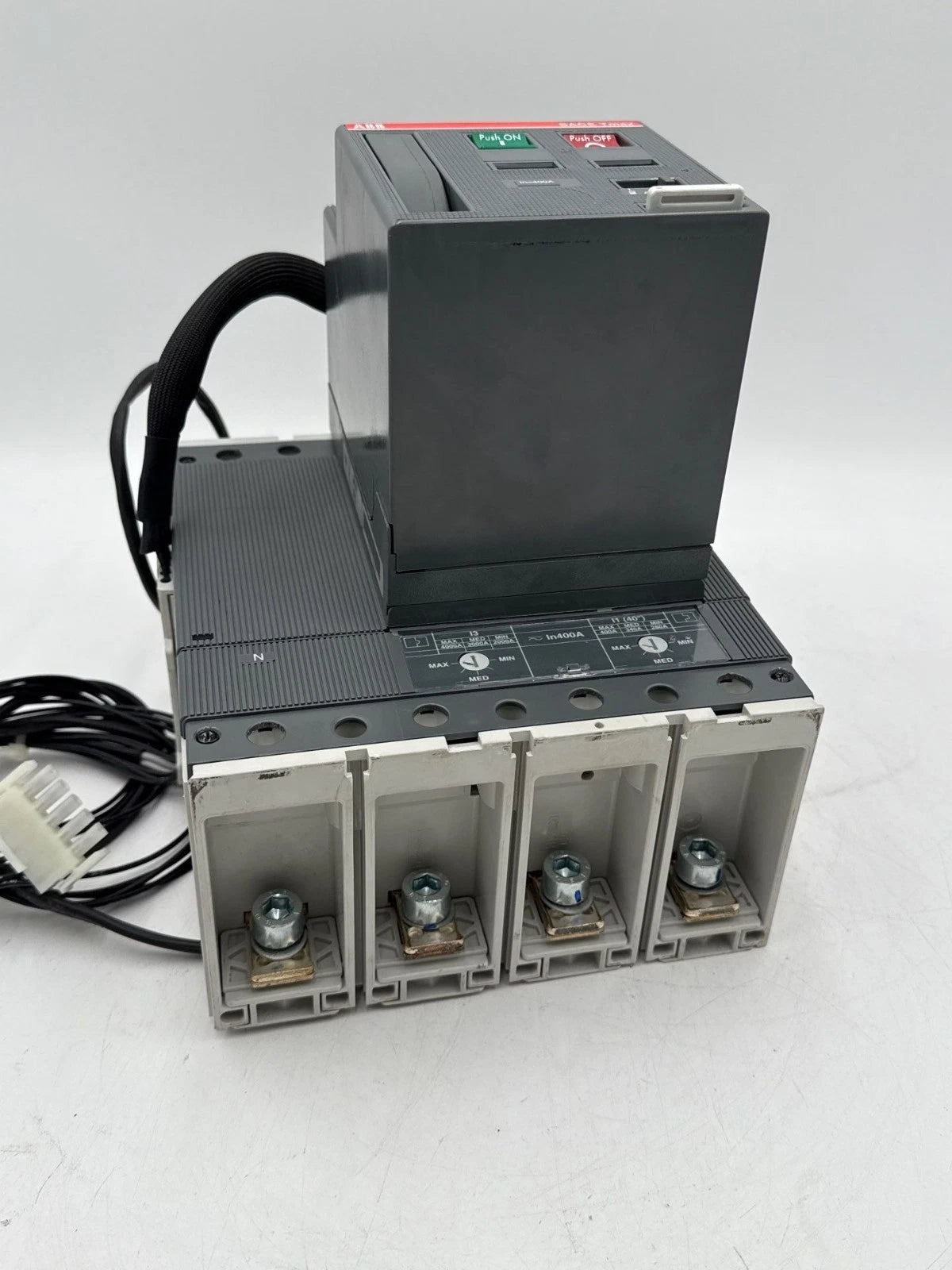 ABB SACE T5N 400 Circuit Breaker 400A 4P 600V 400 Amp Shunt 24V Motor Operator Used