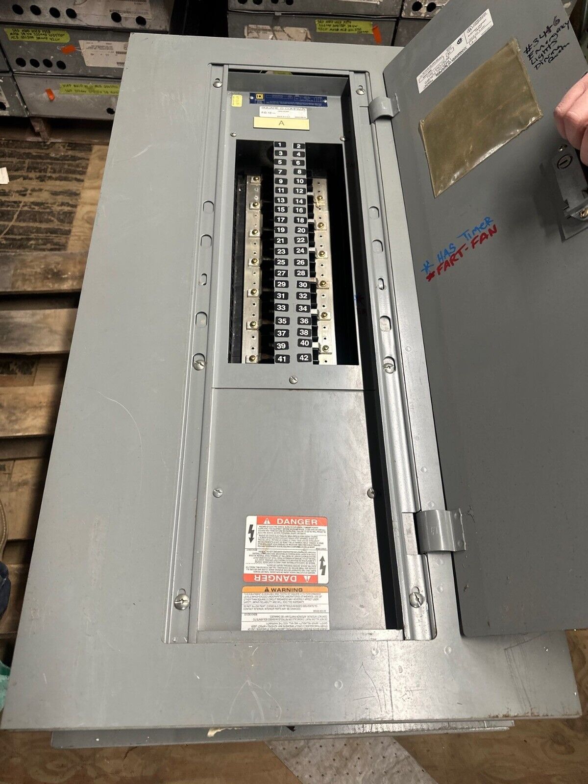 Square D NQOD442L225 Panelboard 225A 208Y/120V 3PH 4W Main Lug Panel MLO 42 Cir P285 Used