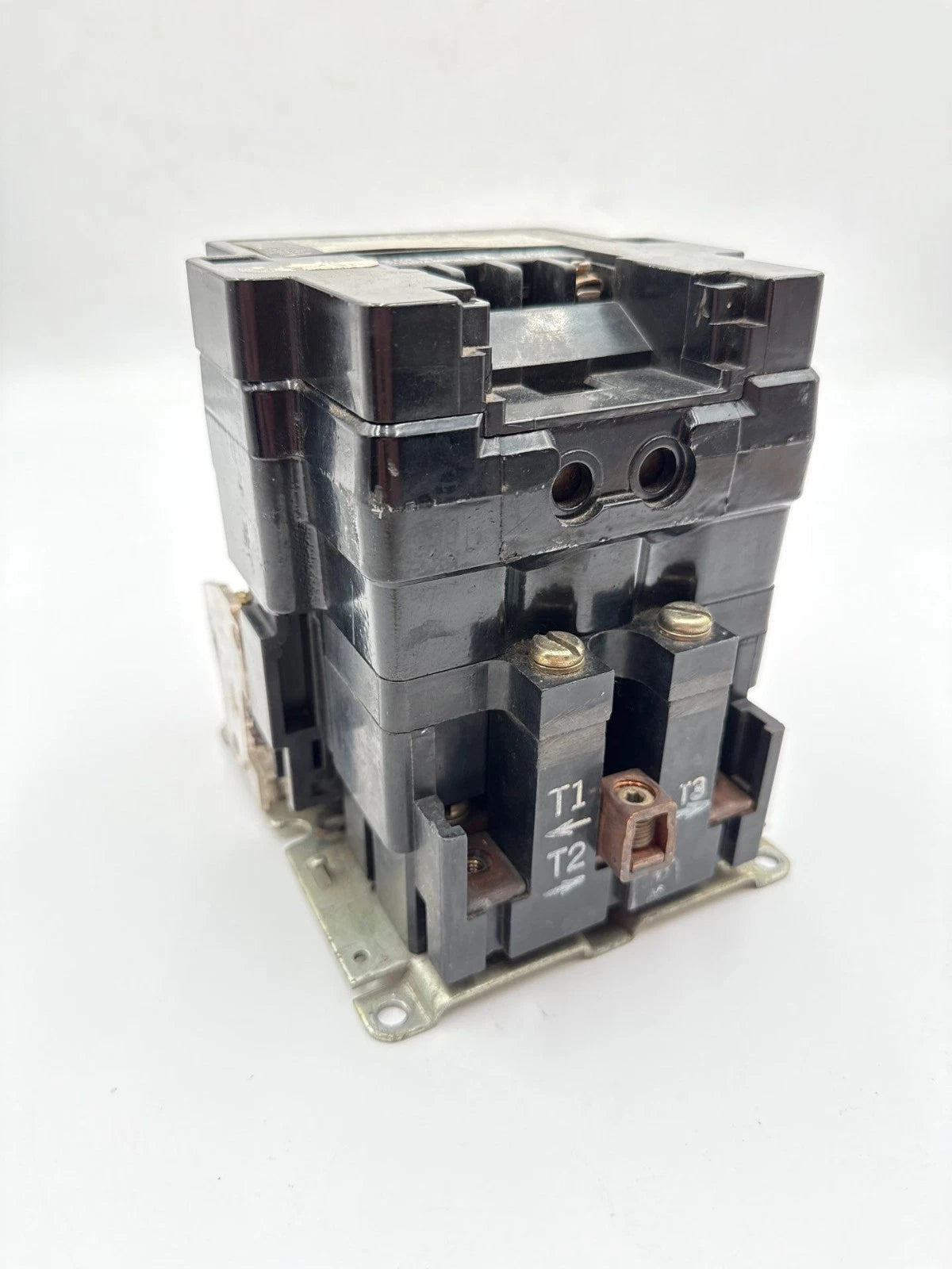 Sq D 8536SEO1S Y22 Contactor 90A 3P 600V NEMA Size 3 Coil 110/120V 31074-400-38 Used