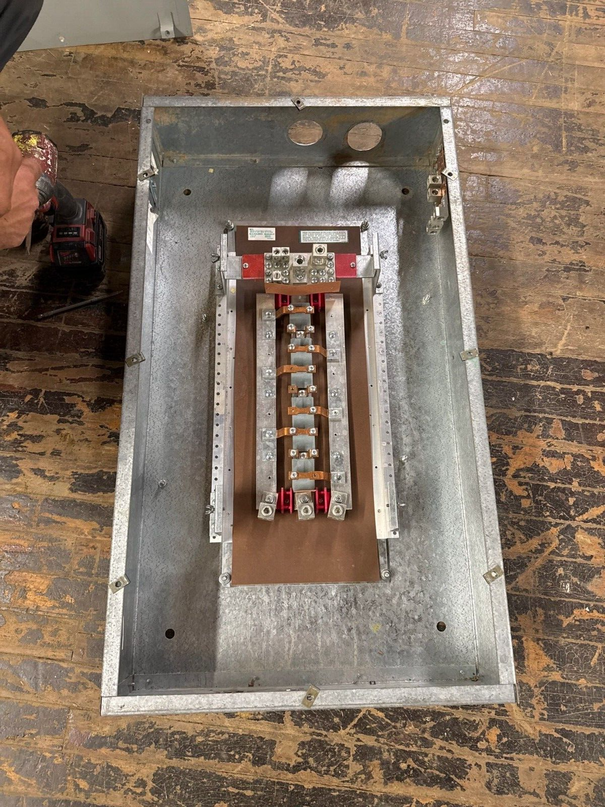 Westinghouse PRL3 Panelboard 225A 480/277V 3PH 4W 18 Cir Indoor Encl MLO YS2036 P320 Used