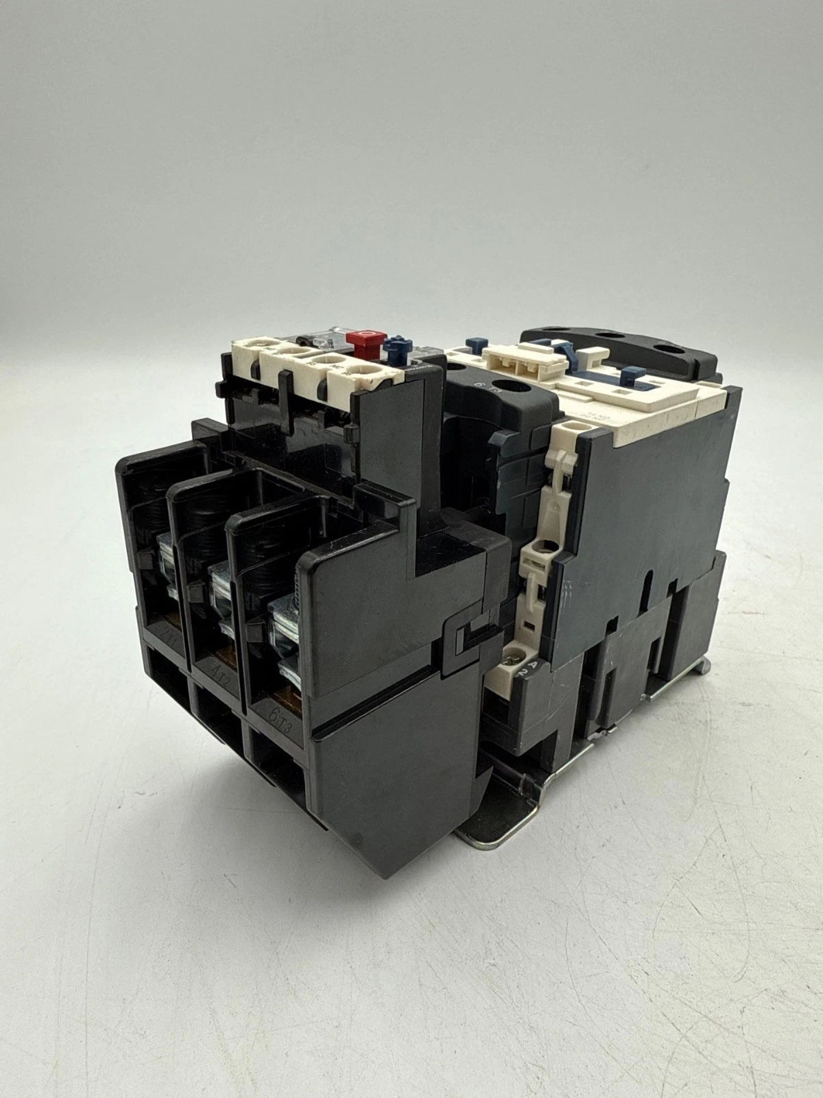 Schneider LC1D50 Starter 70A 3P 600V Coil 120V LC1D50G7 Overload LRD3357 Used