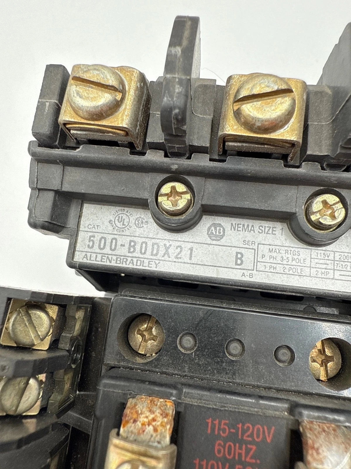 Allen Bradley 500-B0DX21 Contactor NEMA Size 1 27A 3P 600V 10HP Coil 110/120V Used