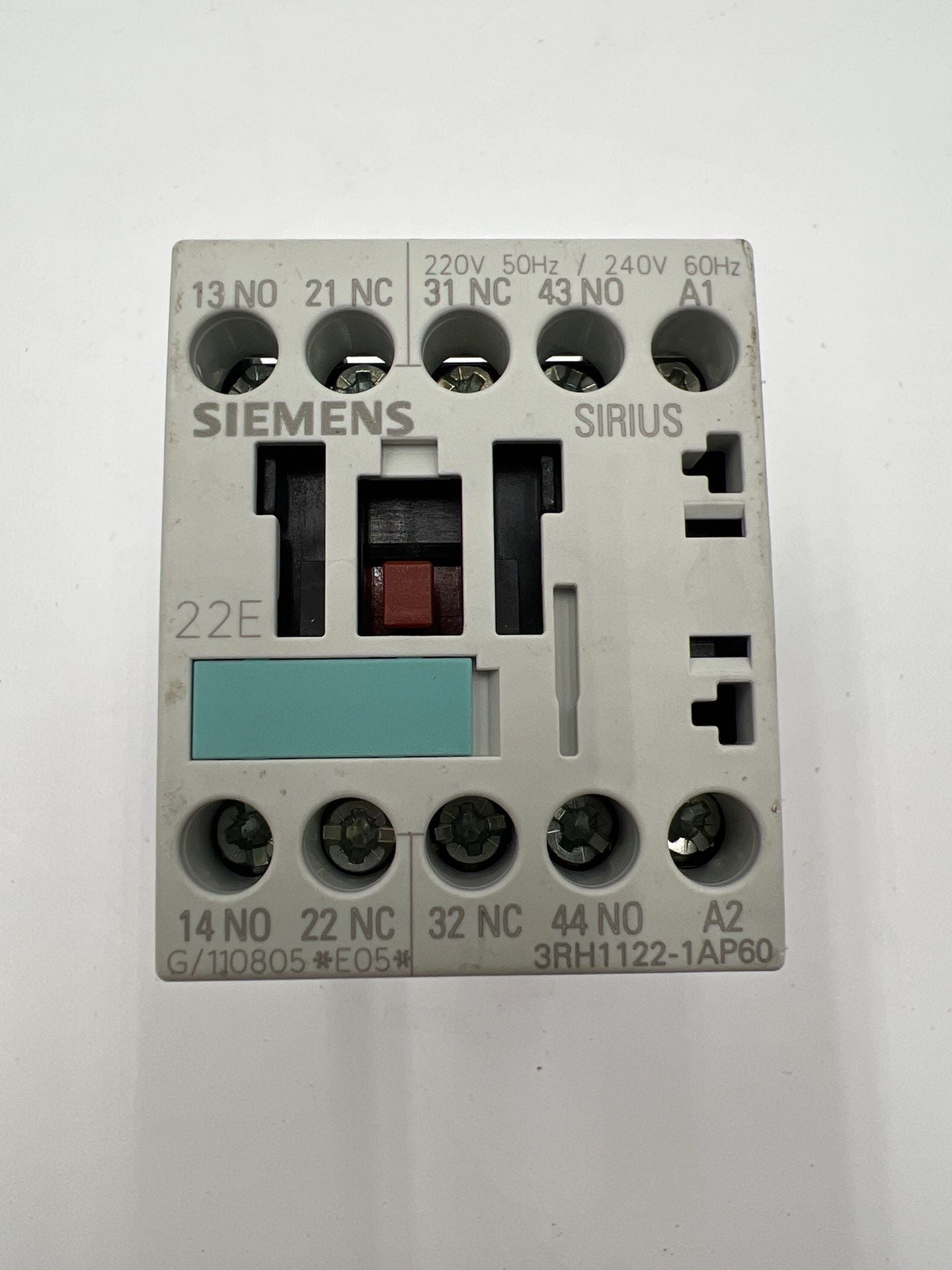 Siemens 3RH1122-1AP60 Used