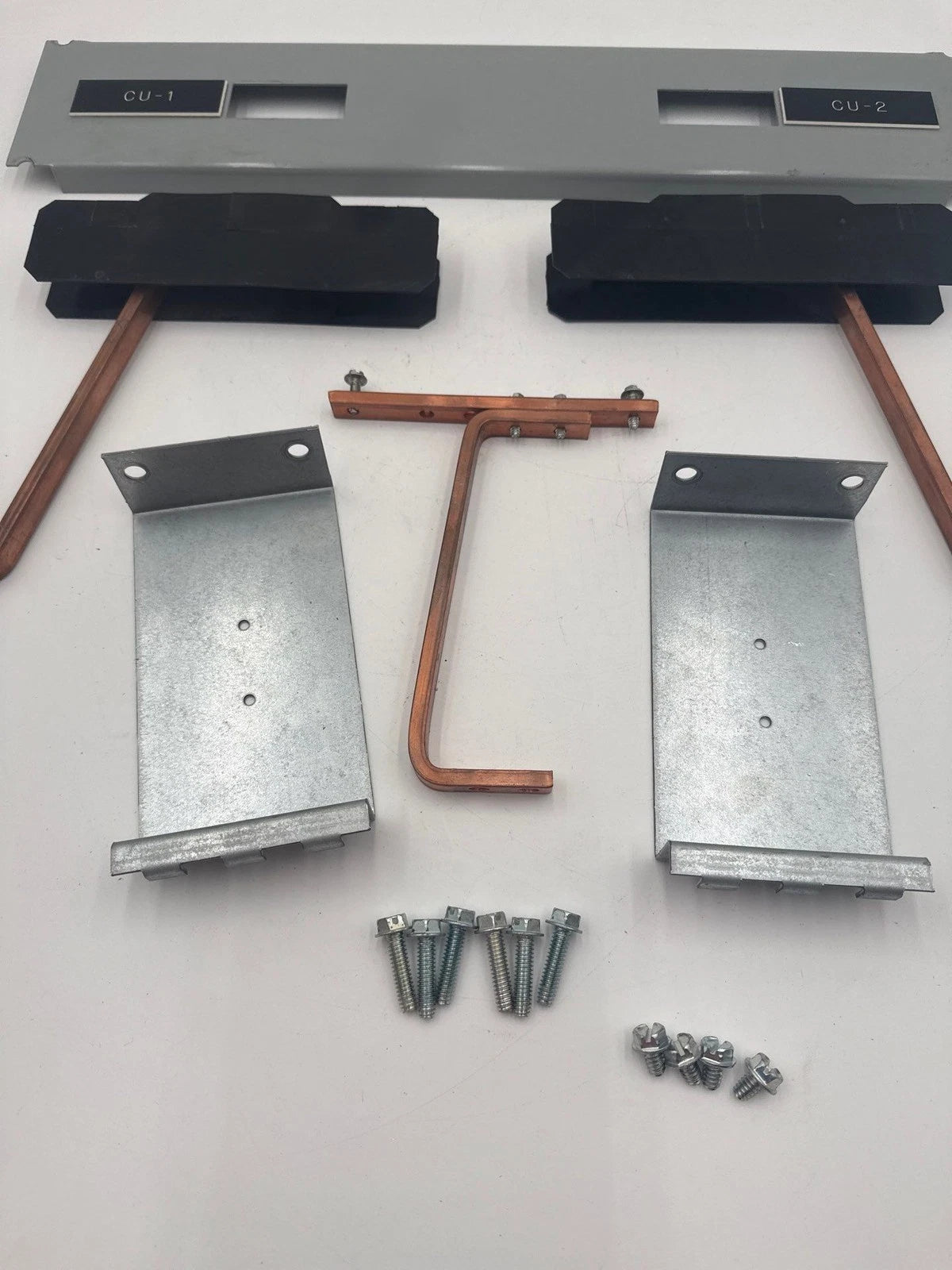 Siemens SE6D Twin Mounting Hardware 125A 600V 3P ED HED HHED Frame Breakers Used