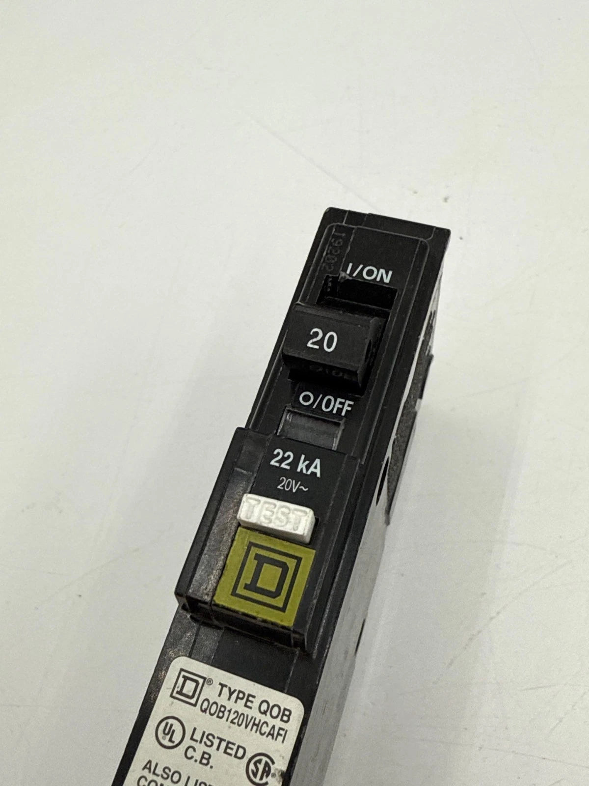 Square D QOB120VHCAFI Circuit Breaker 20A 1P 120V 1PH QOB 20 Amp 1 Pole 22kA Used