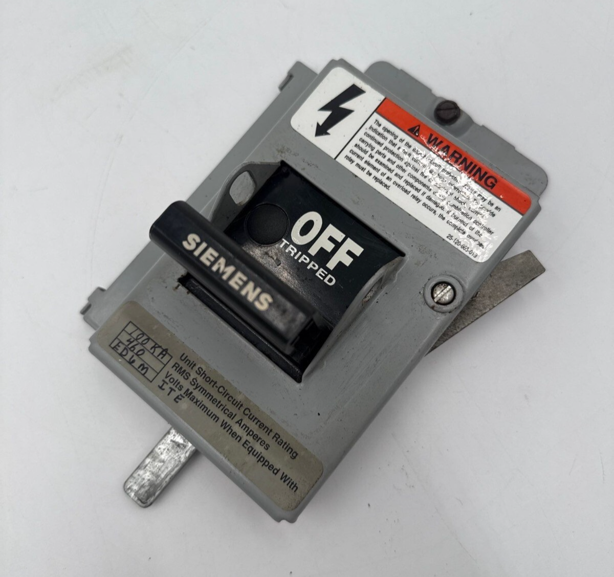 Siemens 25-135-017-529 Gray MCC Breaker Handle Switch Mechanism Model 95 Used