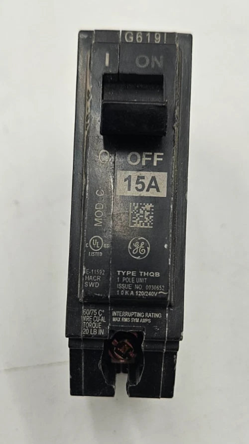 GE THQB1115 Bolt On Circuit Breaker 15A 1P 120V 10kA THQB 15 Amp 1 Pole Used Used