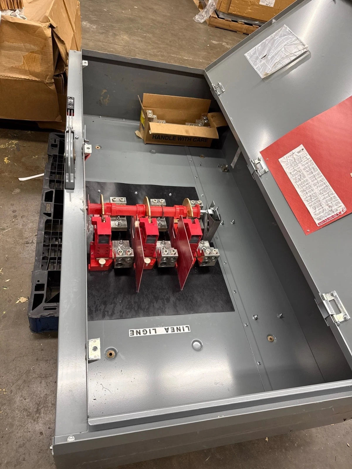 Square D H367NR Safety Disconnect Switch 800A 3P 600V 3PH 3R Outdoor 800 Amp Used