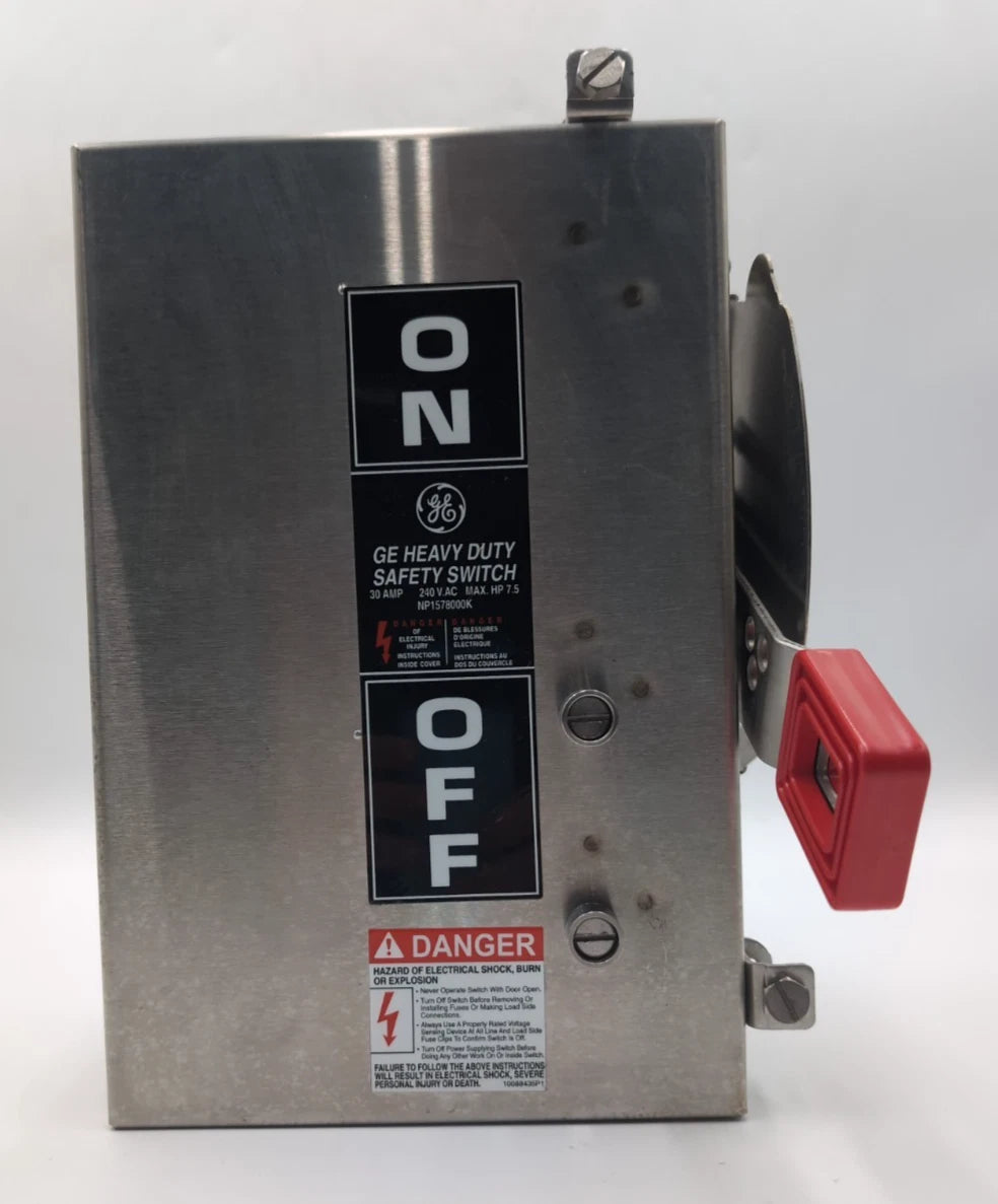 GE TH4321SS Safety Disconnect Switch 30A 3P 240V 3PH 4X Encl 30 Amp 3 Pole New New