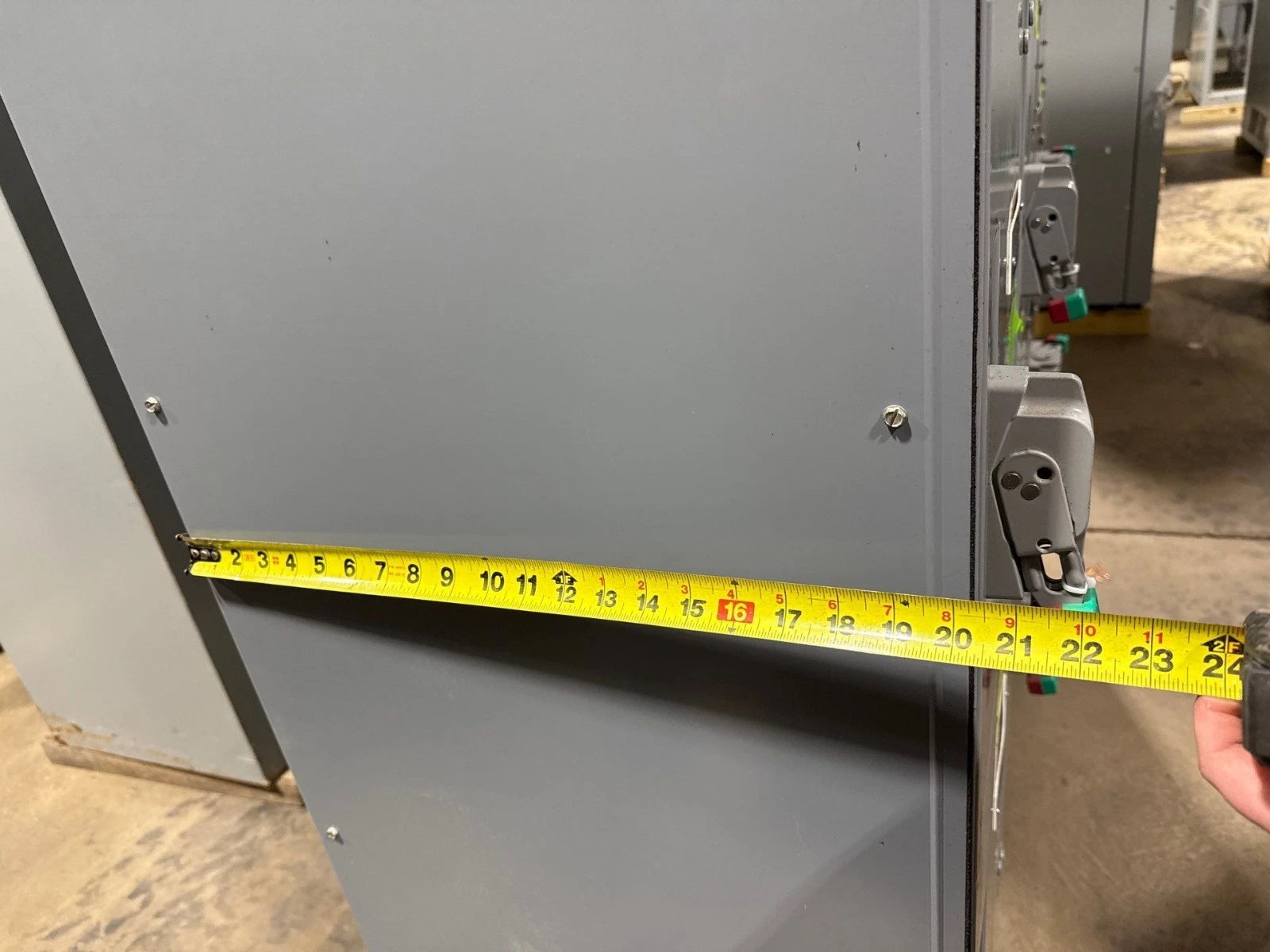 Sq D Model 6 1200A/600A 600V MCC Motor Control Center MLO 3x Section -READ DESC New