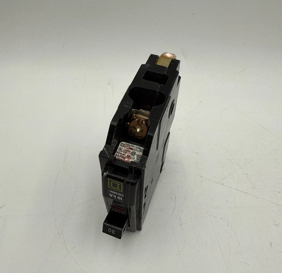 Square D QOB130 Circuit Breaker 30A 1P 120/240V 1PH QOB 30 Amp 1 Pole Bolt On Used