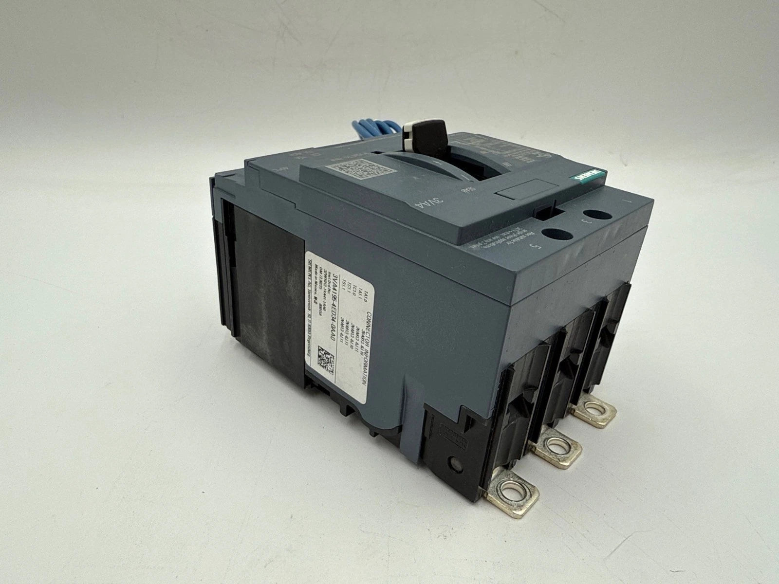 Siemens 3VA4195-4ED34-0AA0 Circuit Breaker 15A 3P 600V 3VA9978-0BL32 Shunt Trip New