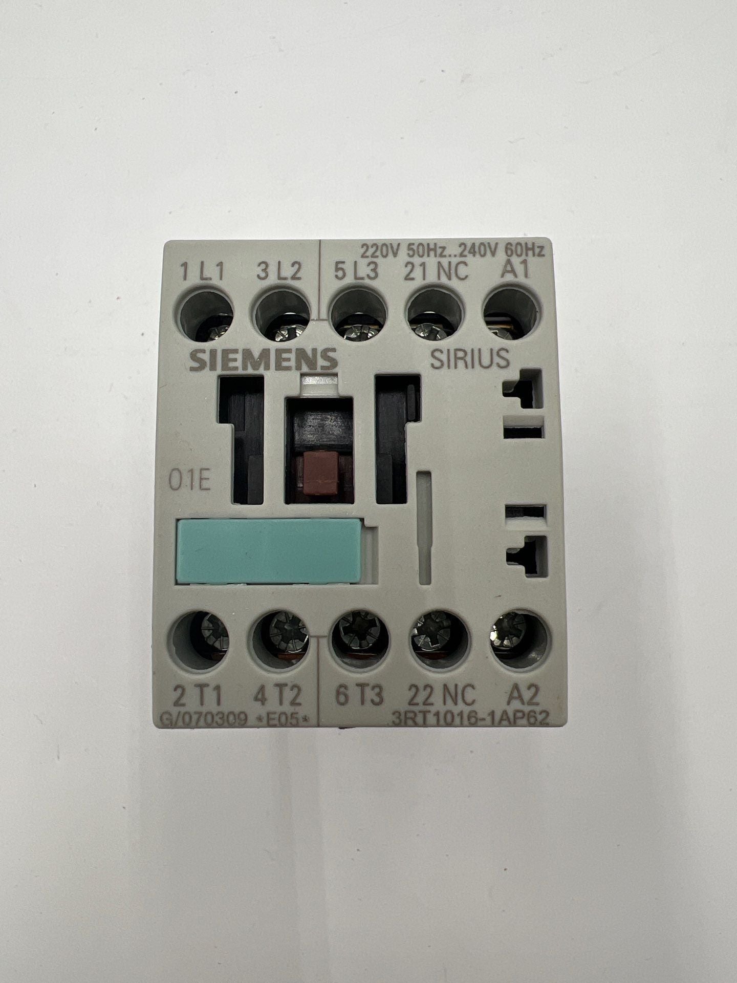 Siemens 3RT1016-1AP62 New