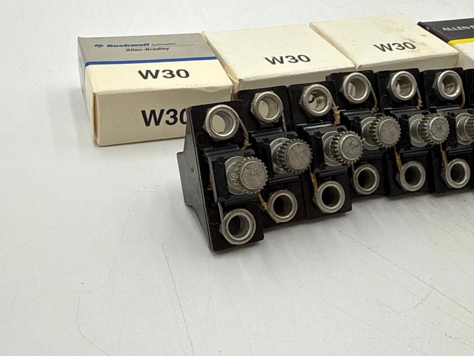 13PC Lot Allen Bradley W30 Thermal Overload Relay Heater W-30 1.31A Element Unit New