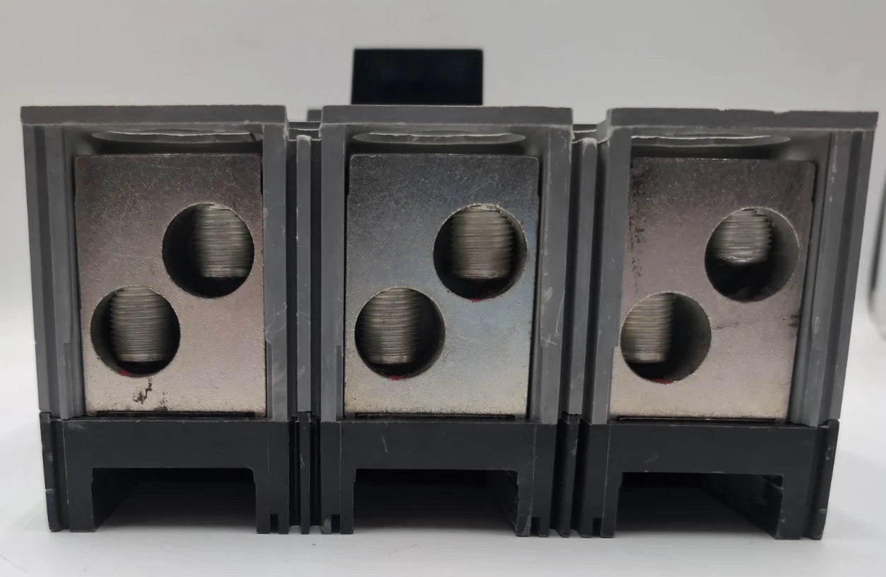 Siemens JXD63B400 Circuit Breaker 400A 3P 600V 3PH JXD6-A 400 Amp NEW TAKE OUT New