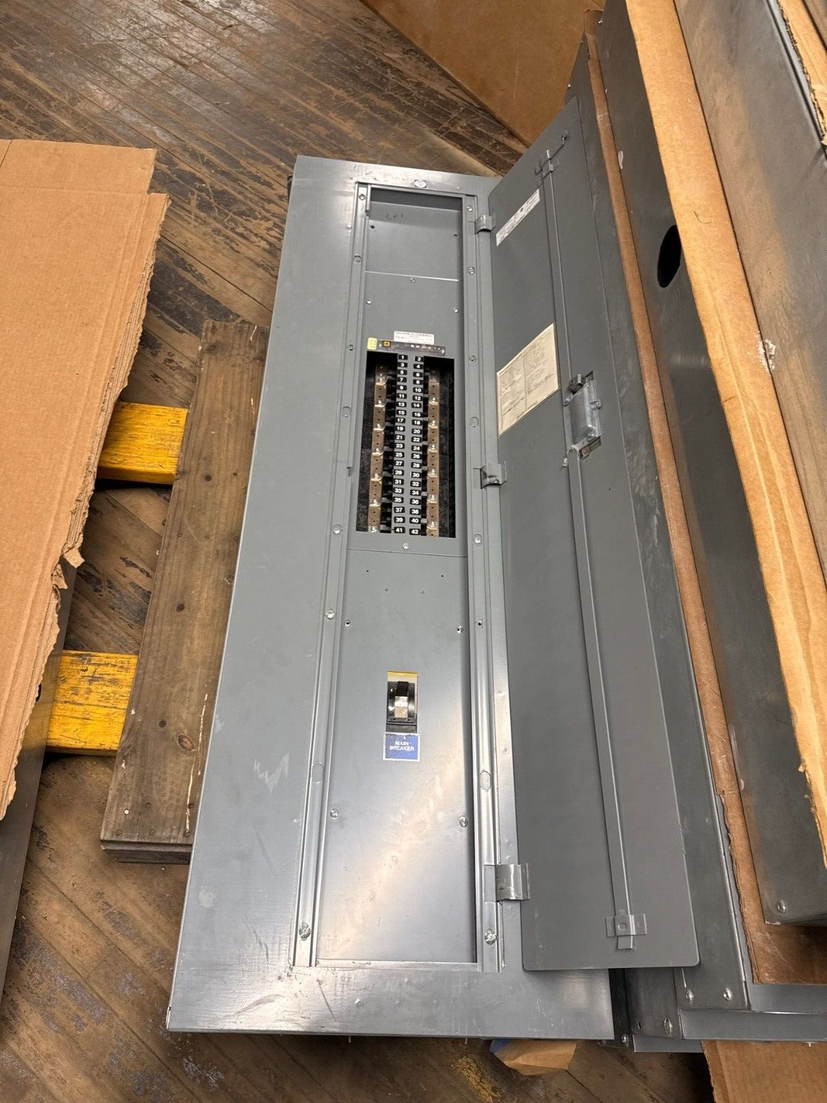 Square D NQOD Panelboard 225A 208/120V 3PH 4W Indoor Encl 42 Cir MCB KCL34225 P561 Used