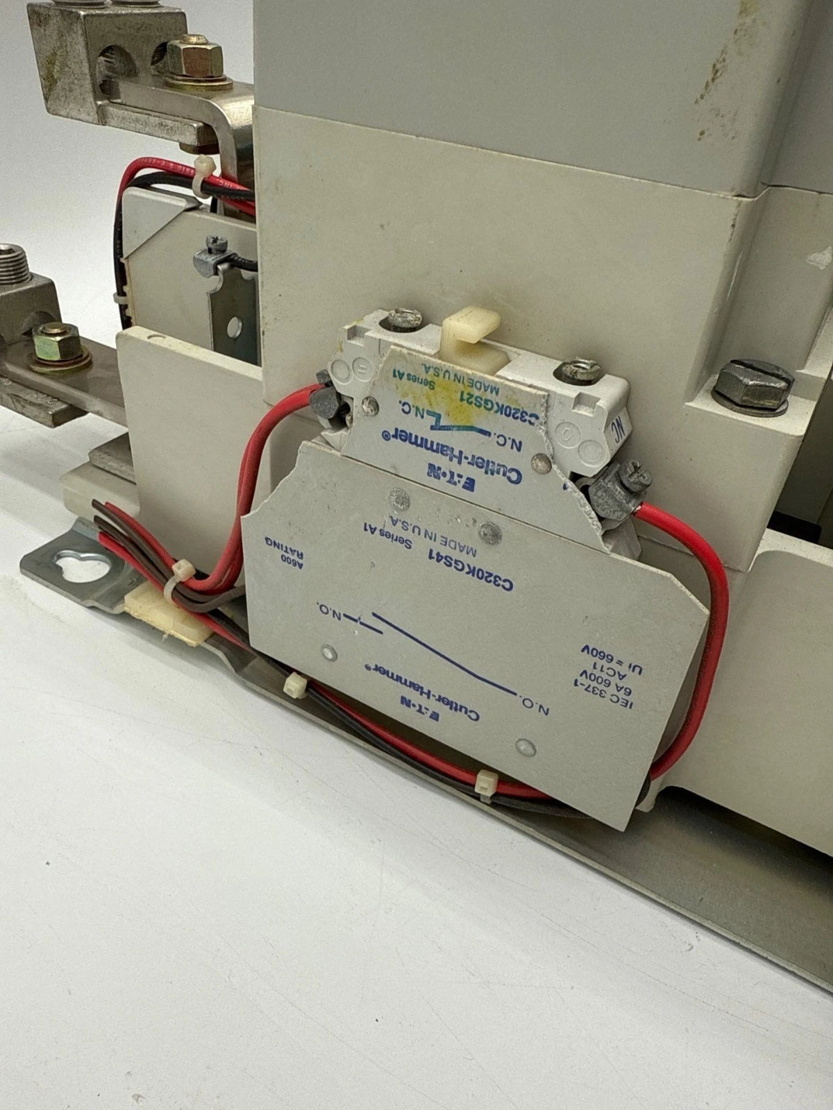 Eaton AN16SN0 NEMA Size 5 Reversing Starter CN15SN3 270A 3P 200HP Coil 110/120V Used