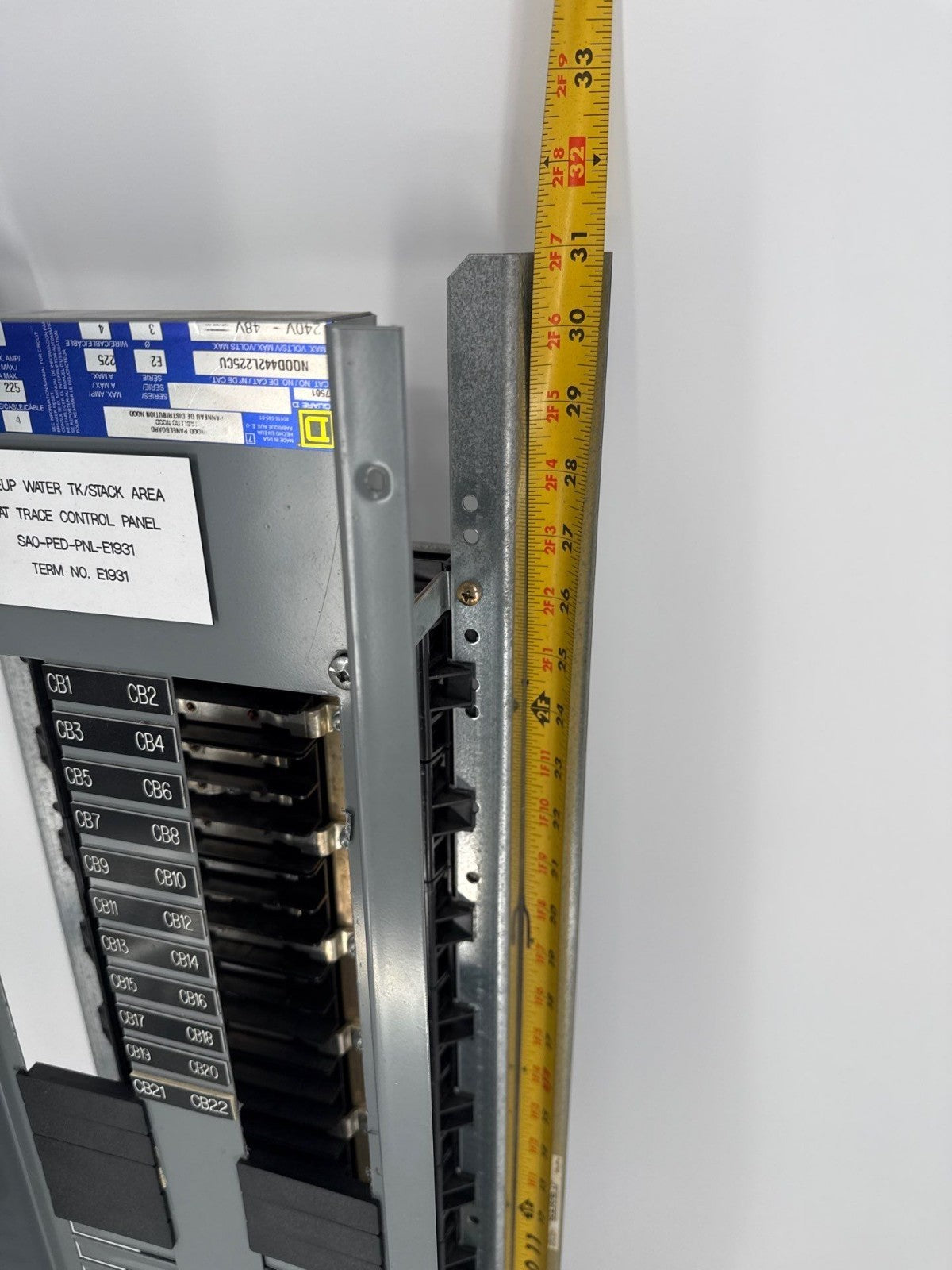 Square D NQOD442L225CU Interior Panelboard 225A 240V 3PH 4W 42 Space 225 Amp MLO Used