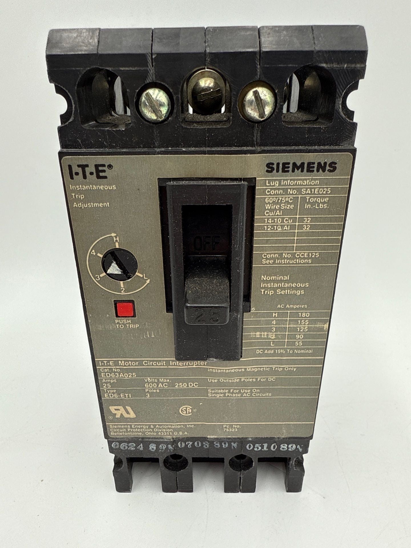 ITE Siemens ED63A025 Circuit Breaker 25A 3P 600V 3PH ED6-ETI 25 Amp 3 Pole Used