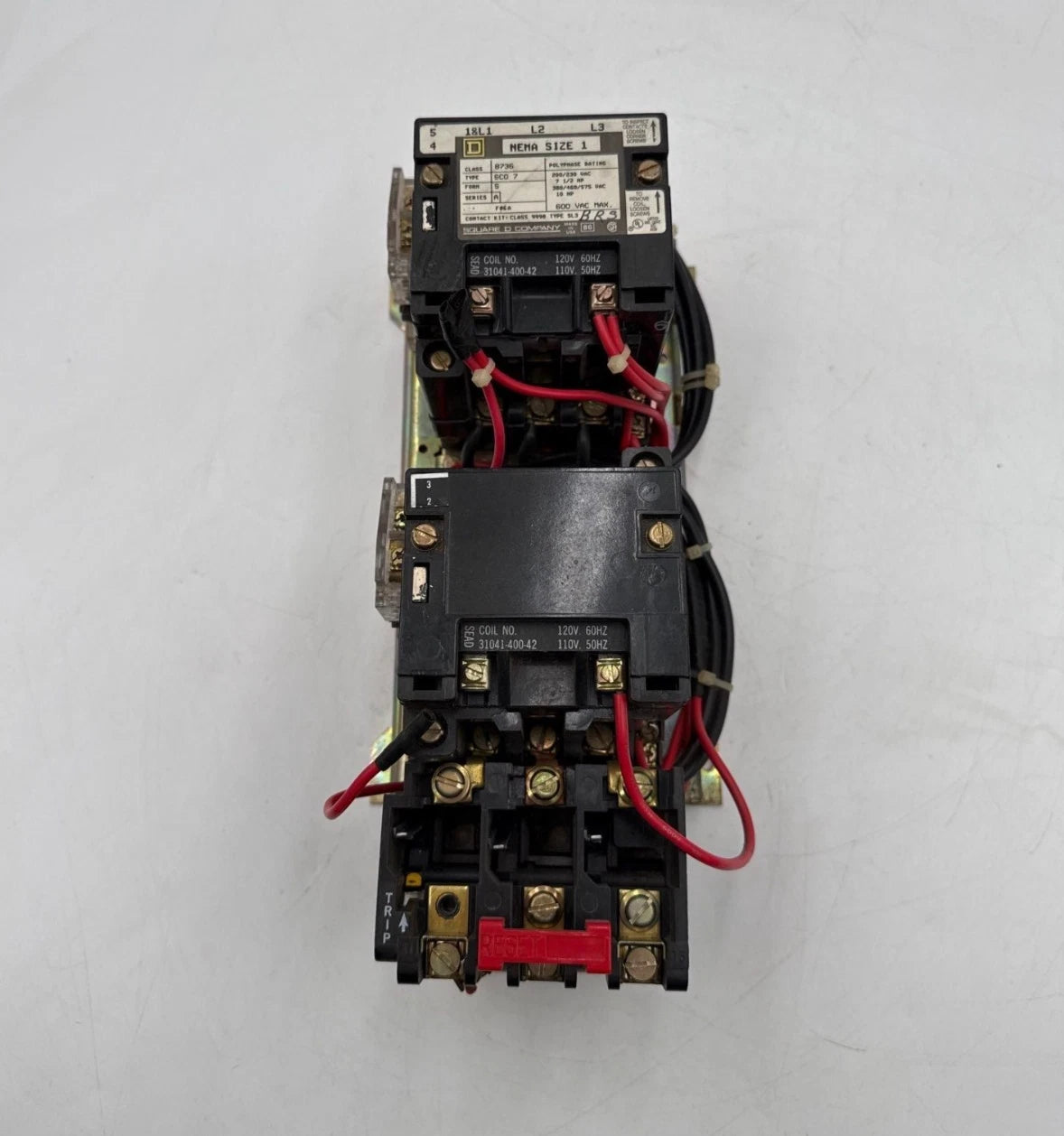 Square D 8736 SC07 Reversing Starter NEMA Size 1 27A 3P 600V 10HP Coil 110/120V Used