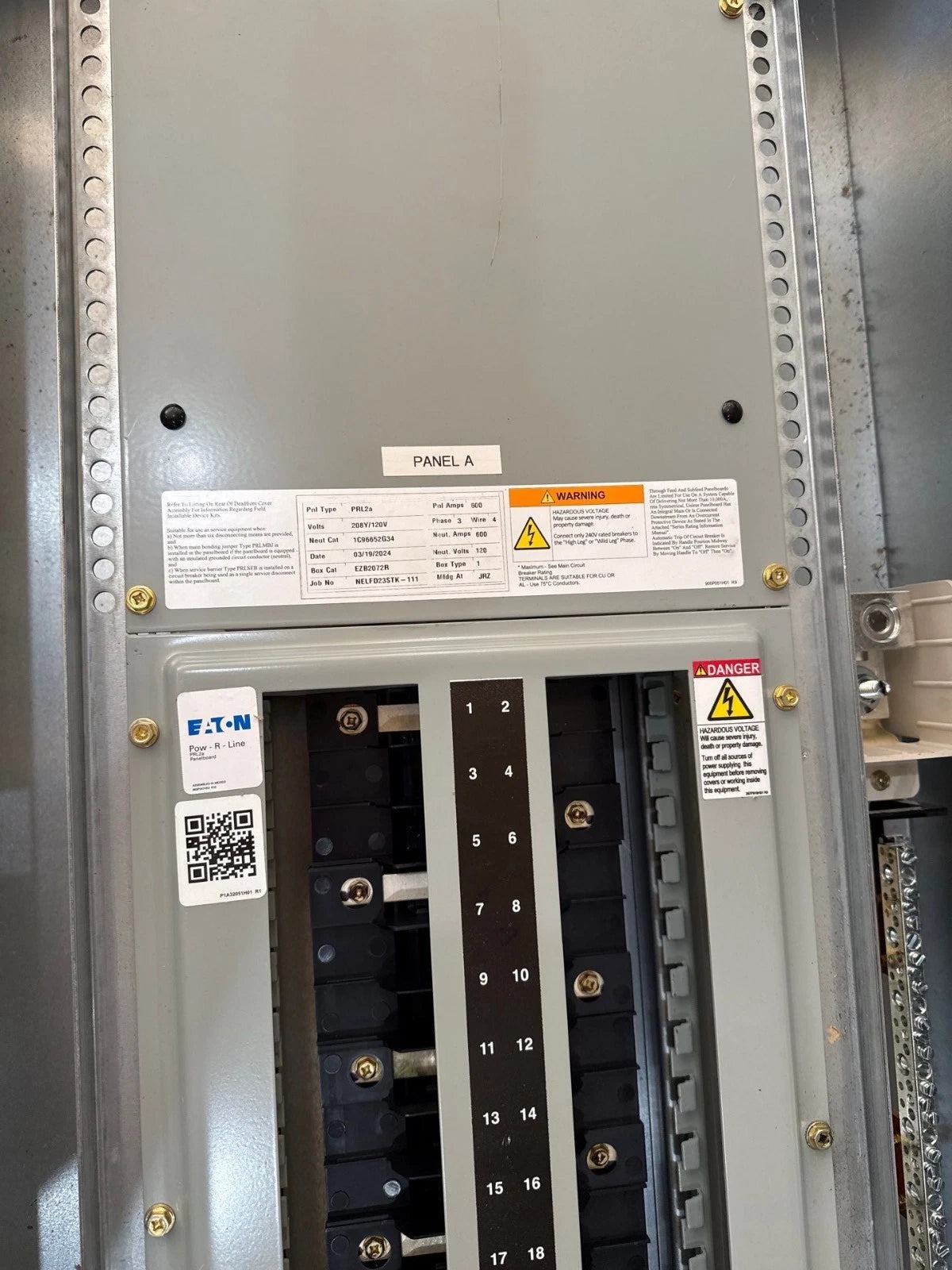 Eaton PRL2A Panelboard 600A 208/120V 3PH 4W MLO Panel 600 Amp 54Cir EZB2072R New New