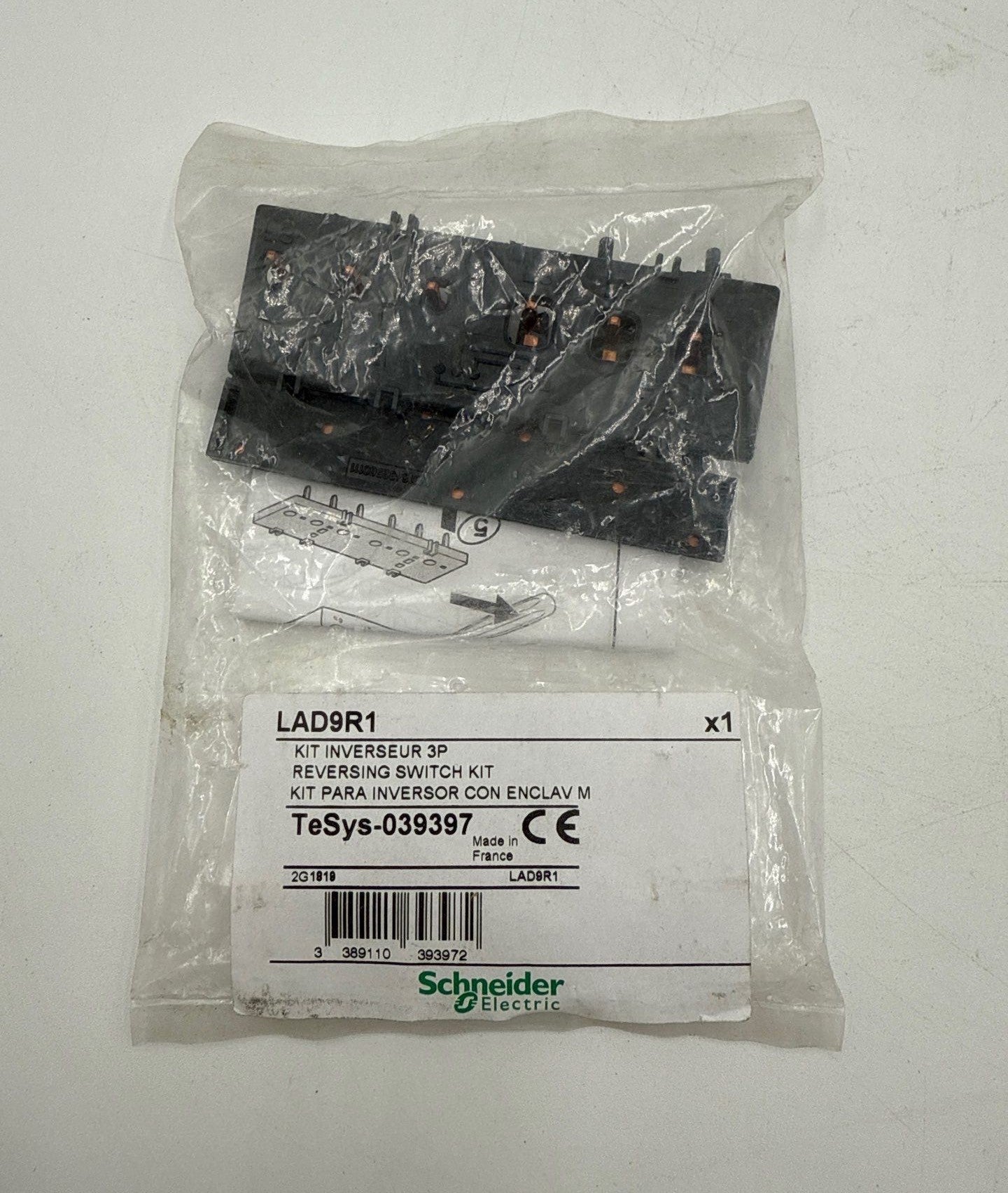 Schneider Electric LAD9R1 Contactor Accessory Reversing Switch Black New
