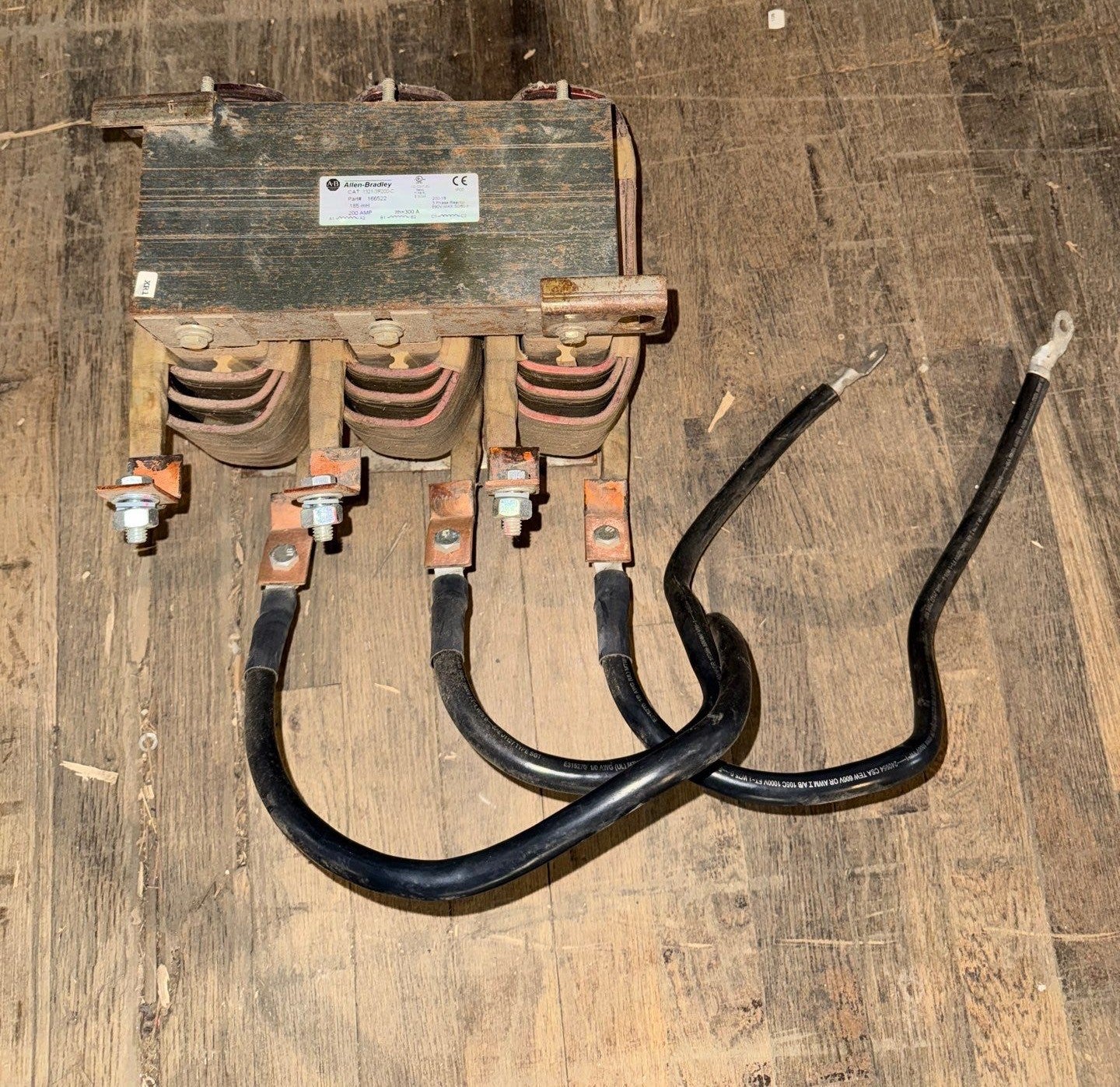 Allen Bradley 1321-3R200-C Drive Line Reactor 3PH 200A 0.185MH 200-690V 166522 Used