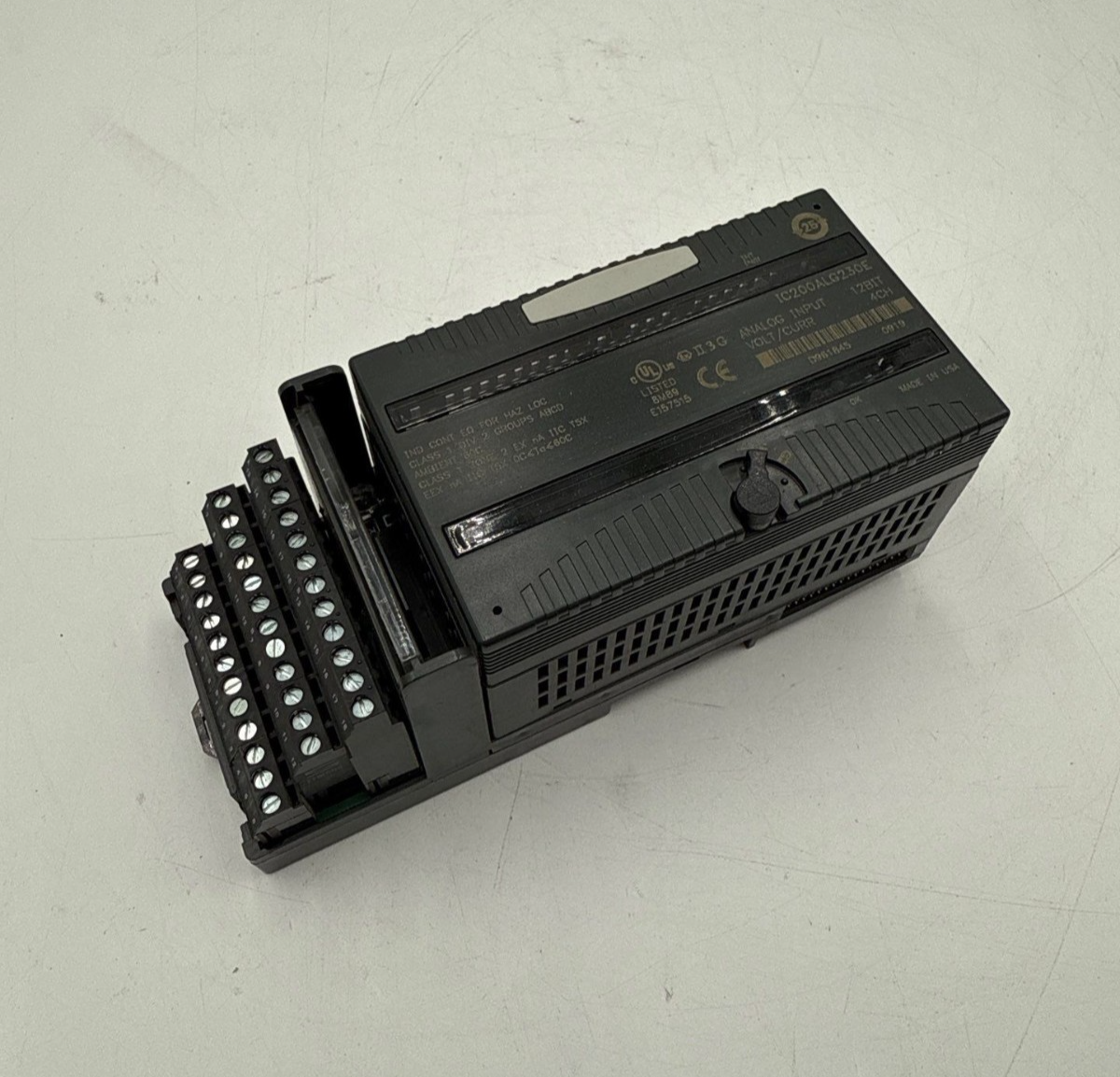 GE Fanuc IC200ALG230E VersaMax Analog Input Module 12 Bit 4 Channel Used