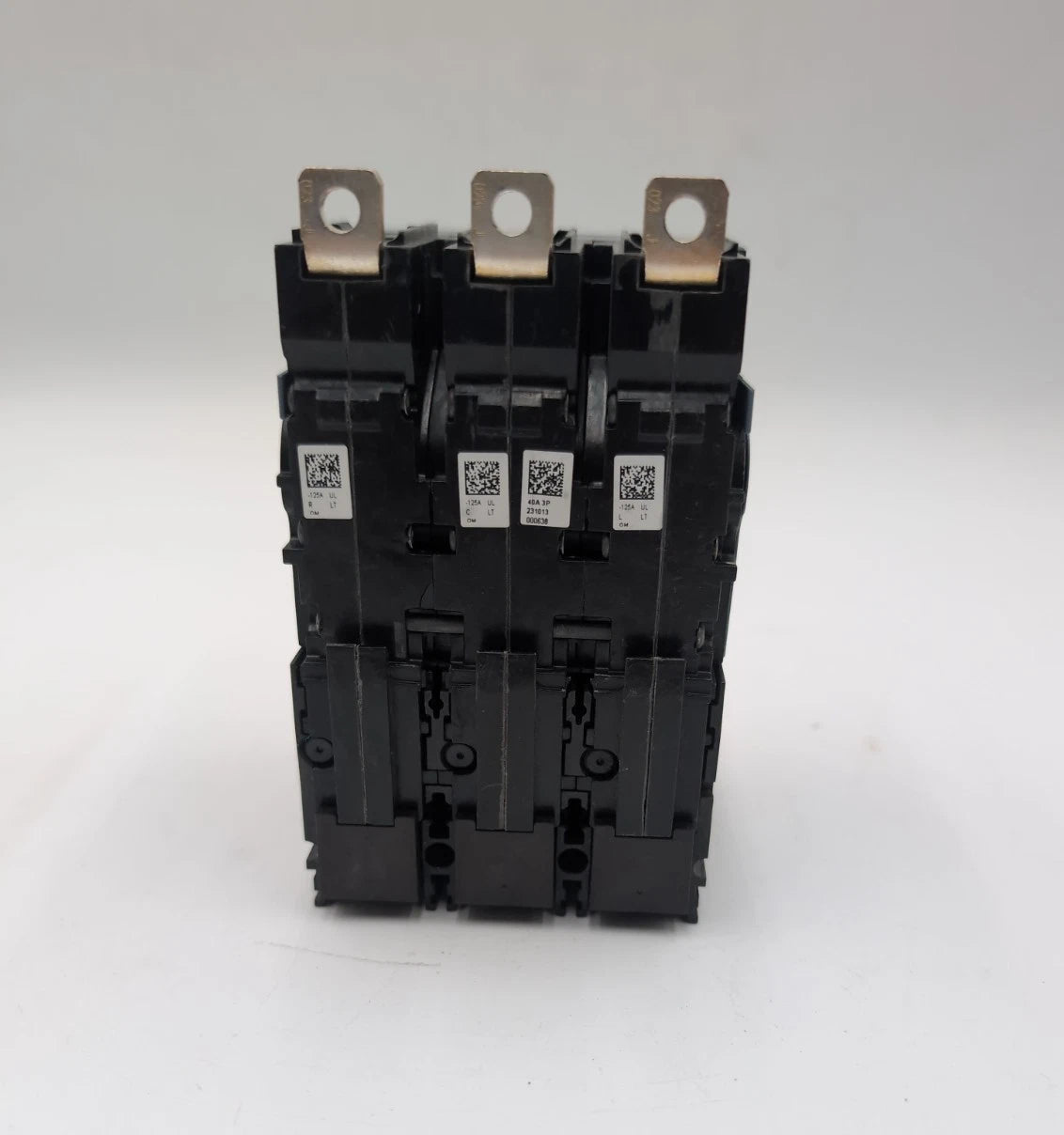 Siemens 3VA4140-6ED34-0AA0 Bolt On Circuit Breaker 40A 3P 480V 600Y/347Y 40 Amp New
