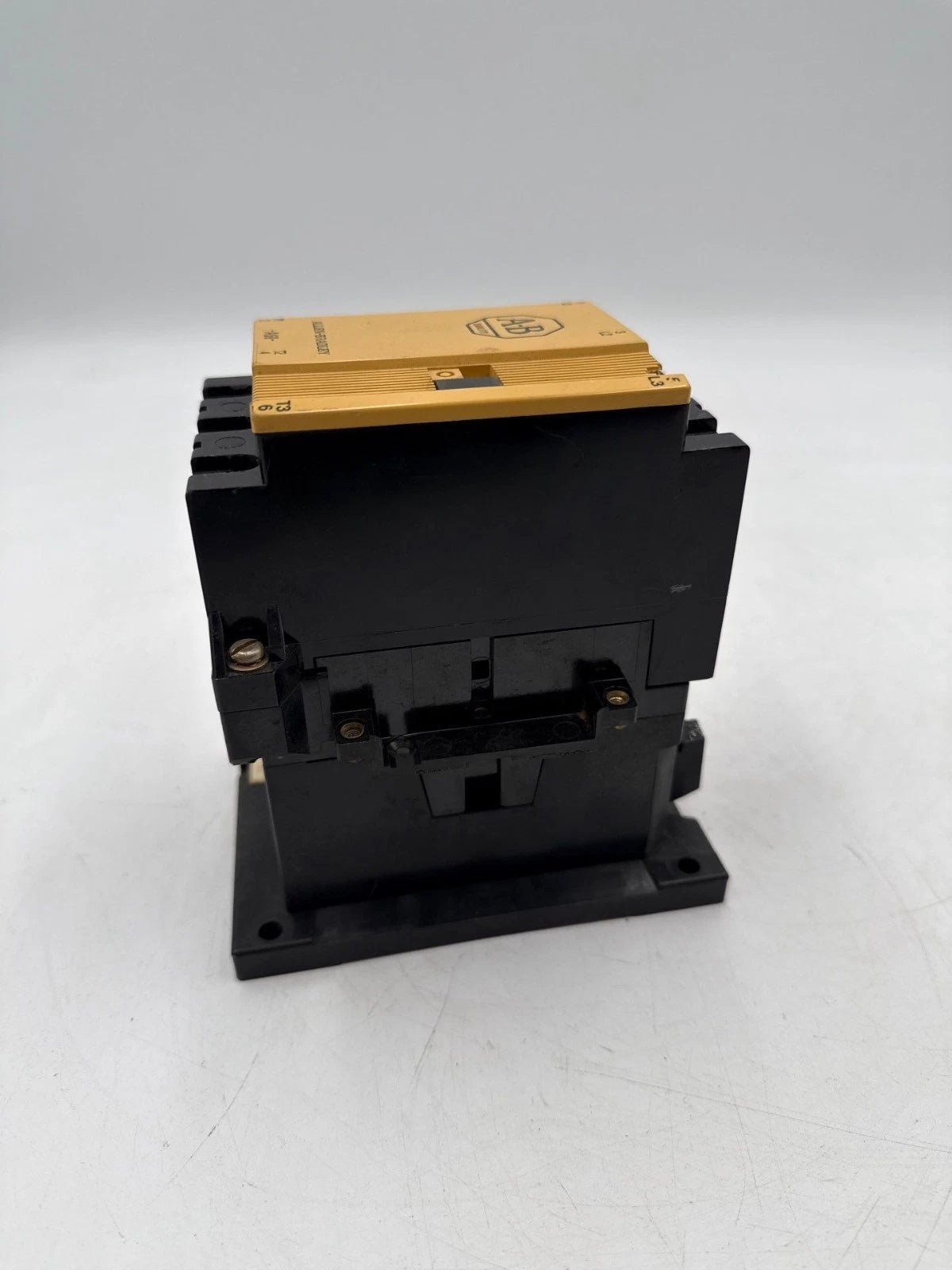 Allen Bradley 100-A60ND3 Contactor 60A 3P 600V 3PH A60 Coil 110/120V Used