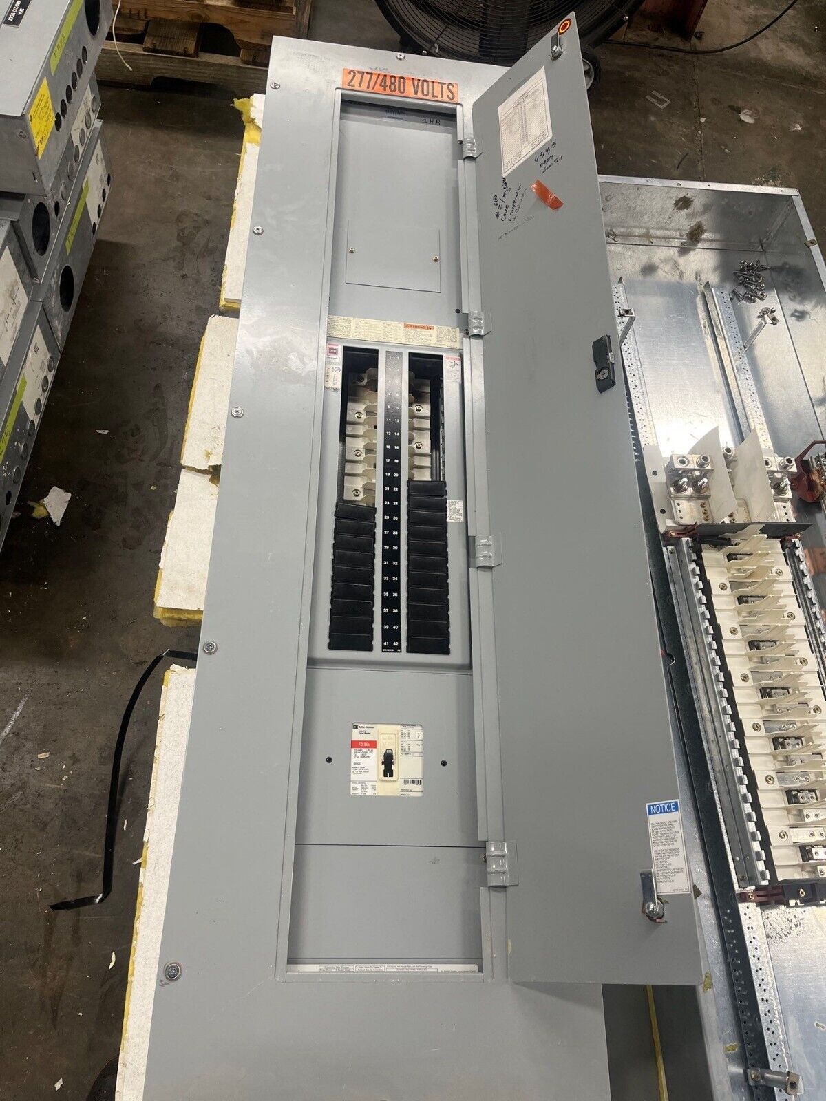 Cutler Hammer PRL2A Panelboard 400A 277/480V 3PH 4W Indoor Encl 42Cir FD3225 MLO P580 Used