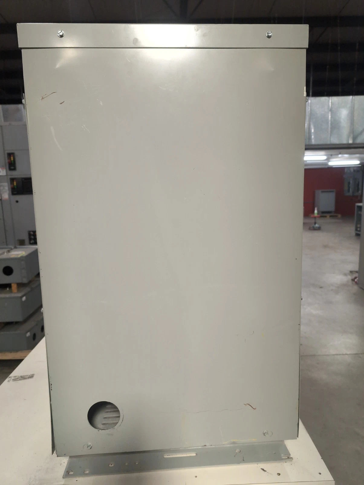 112.5KVA GE 9T23B3875 Transformer Pri 480V Sec 208/120V 3PH Type QL Indoor Encl Used