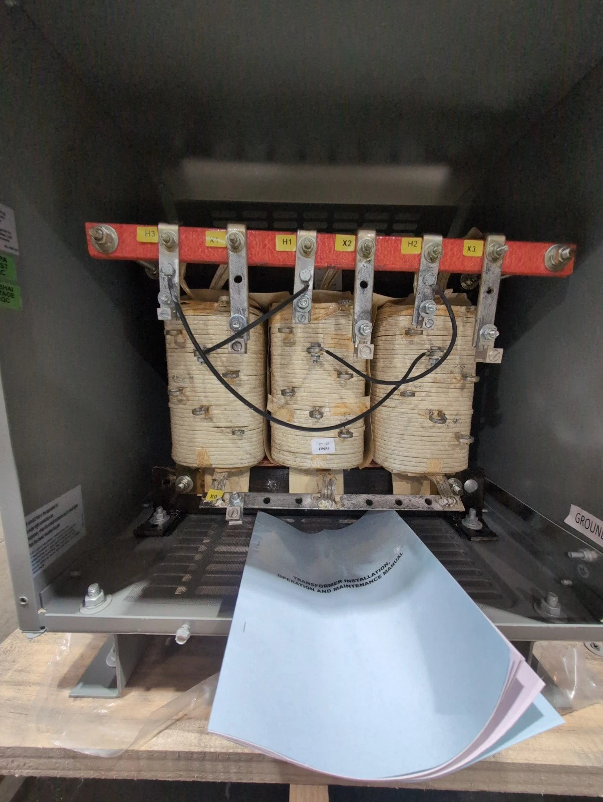 30KVA Siemens 3F3Y030D16 Transformer Pri 480V Sec 208/120V 3PH 3R Encl Outdoor New