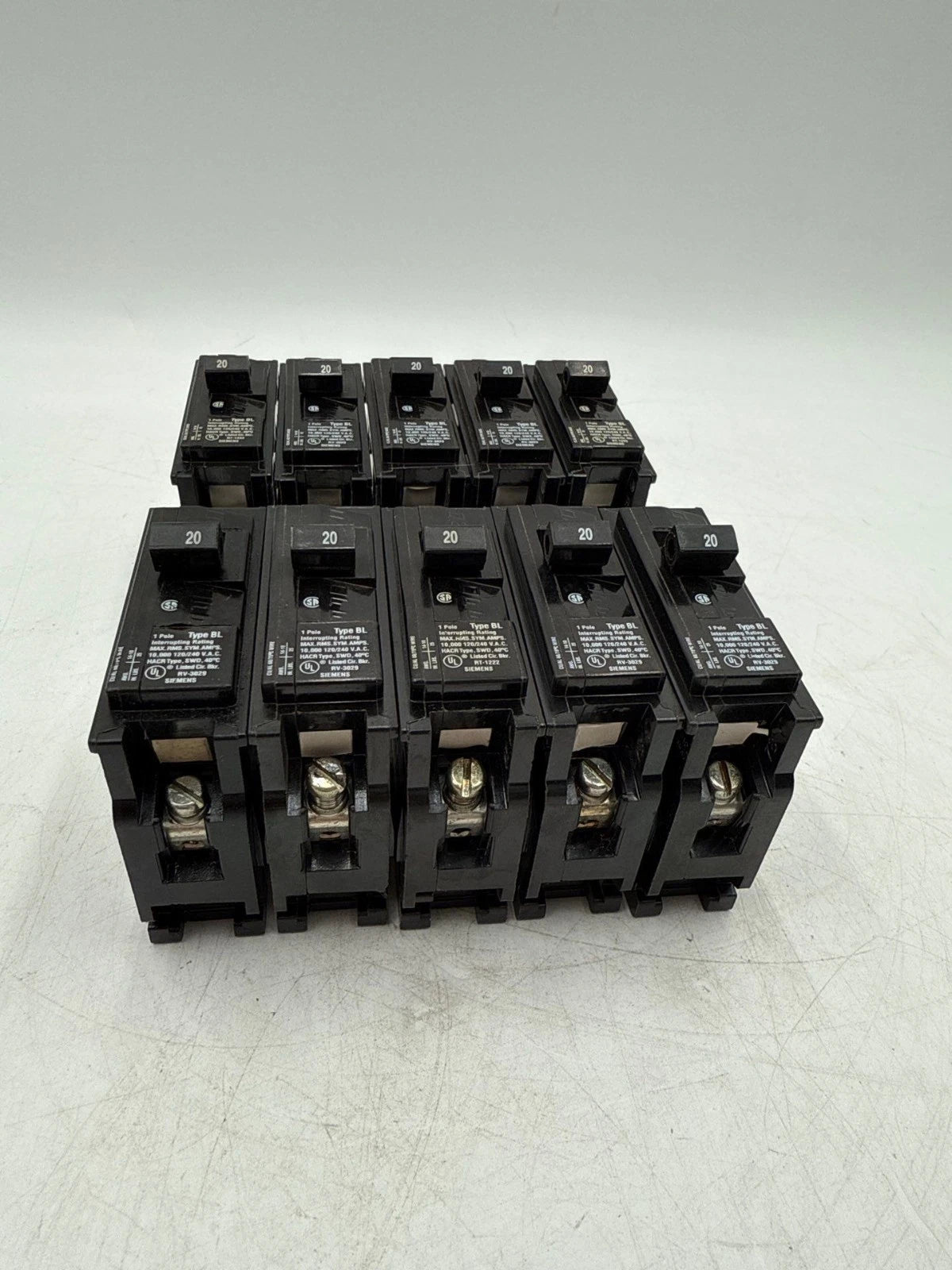 10PC Siemens B120 Circuit Breaker 20A 1P 120/240V 1PH BL 20 Amp 1 Pole 10 Piece Used