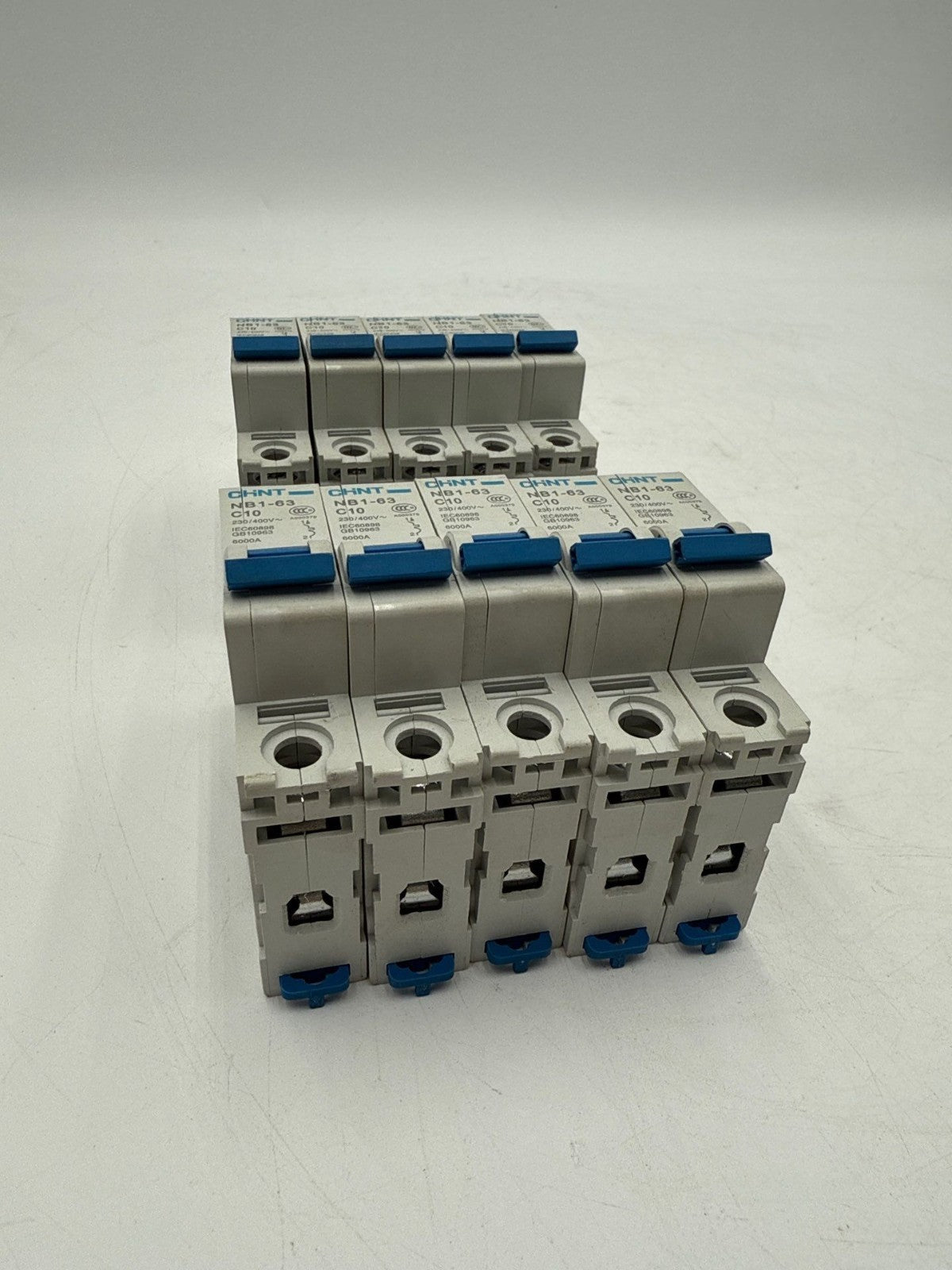 10PC CHINT NB1-63 C10-1P Circuit Breaker 10A 1 Pole 230/480V DIN Rail 10 Amp Used