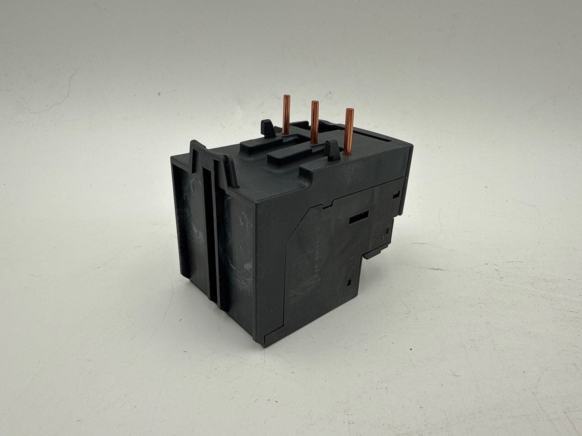 Schneider Electric LRD07 Thermal Overload Relay 1.6-2.5A 3P 600V New