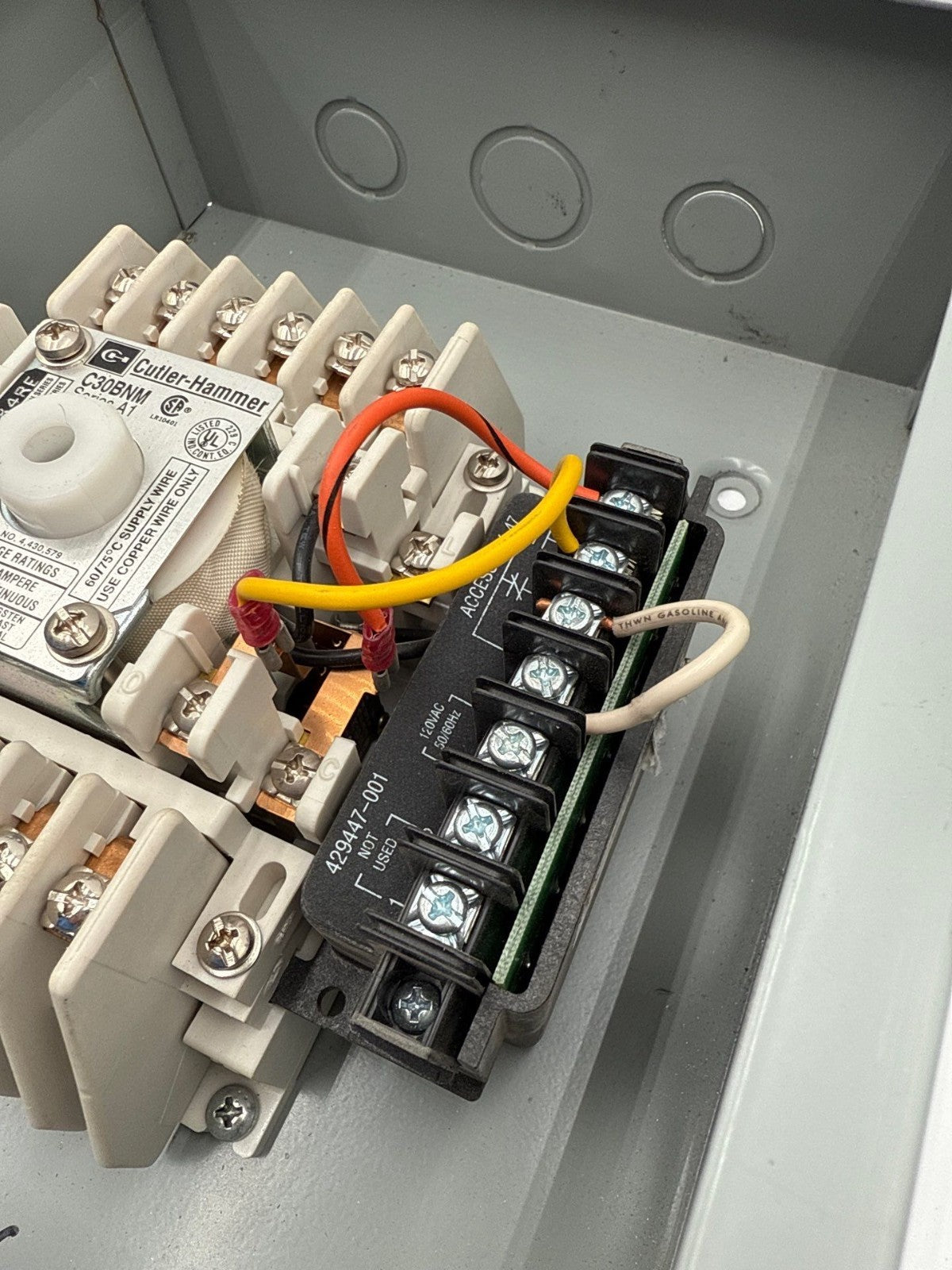 Cutler Hammer C30BNM Enclosed Lighting Contactor 30A 6 Pole 600V Coil 110/120V Used