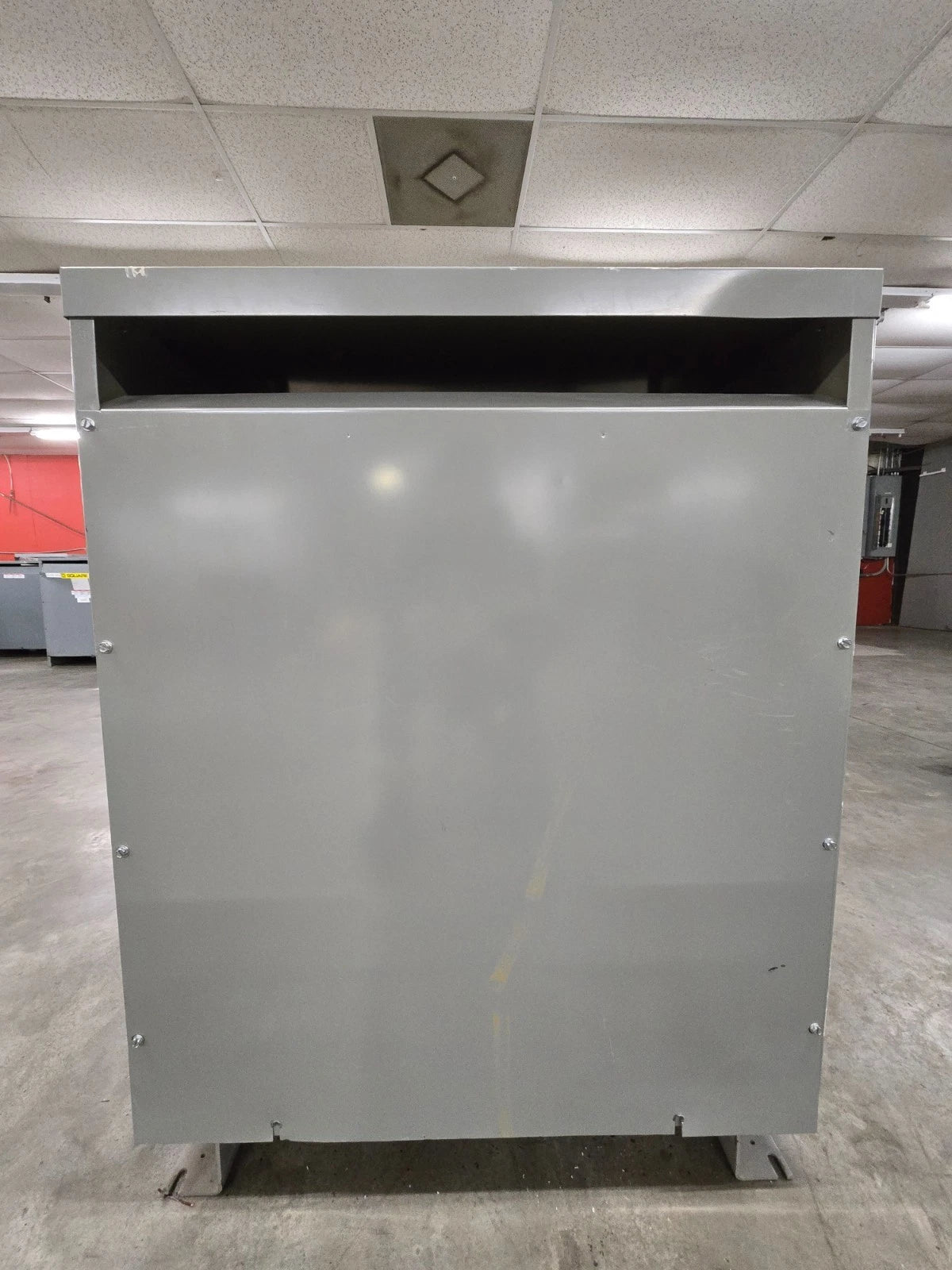 112.5KVA GE 9T23B3875 Transformer Pri 480V Sec 208/120V 3PH Indoor Encl Type QL Used