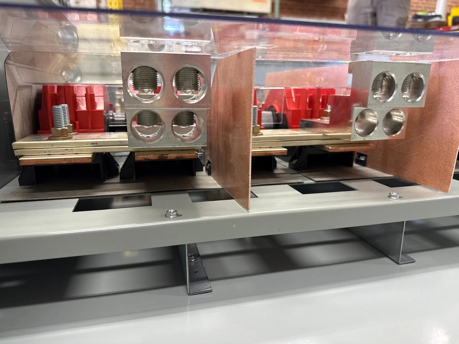 Eaton DH328NRK Safety Disconnect Switch 1200A 3P 240V 3PH 3R Outdoor 1200 Amp Used