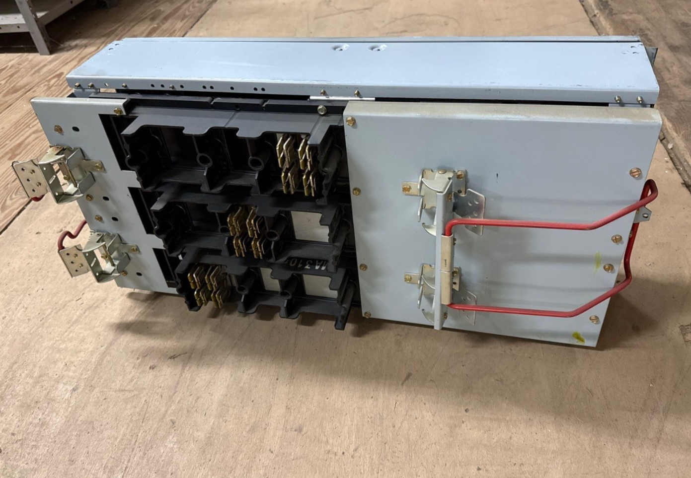 GE ADS36400HB Fusible Panelboard Switch 400A 3P 600V 350HP 400 Amp Spectra Serie New